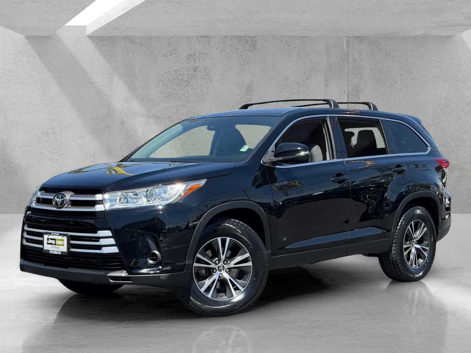Thumbnail: 2019 Toyota Highlander - 1