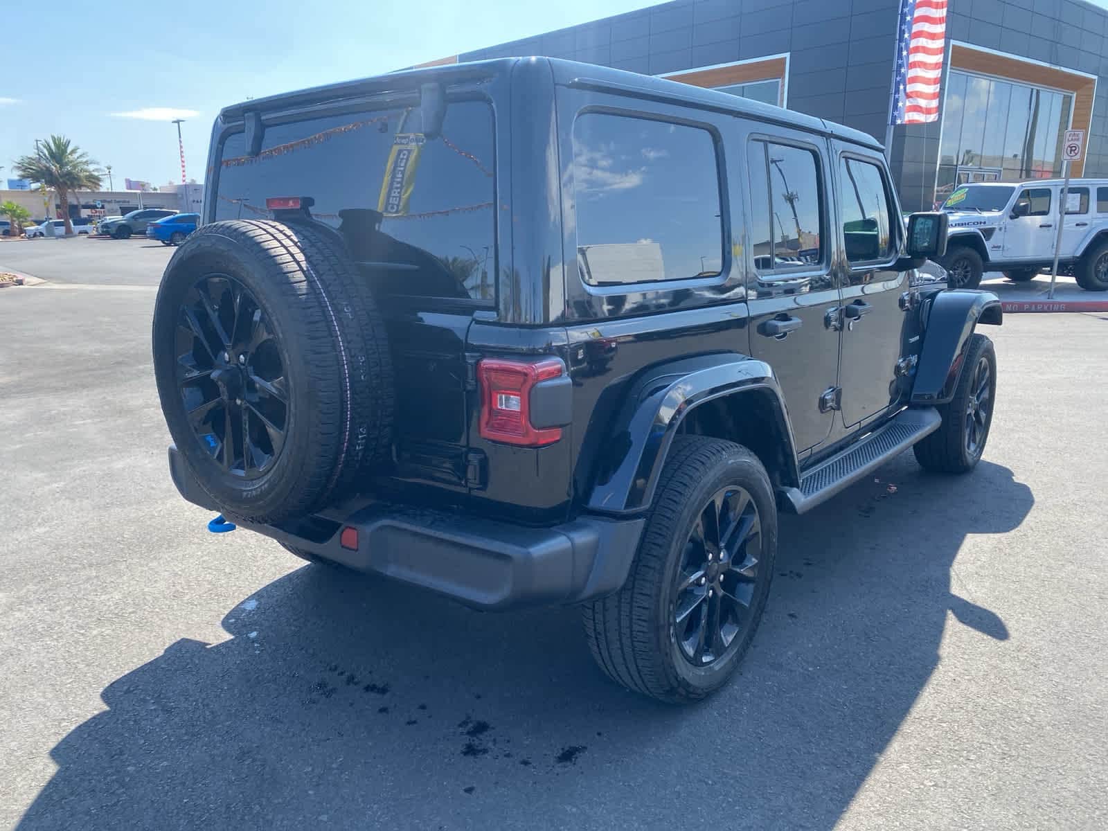 Thumbnail: 2022 Jeep Wrangler - 5