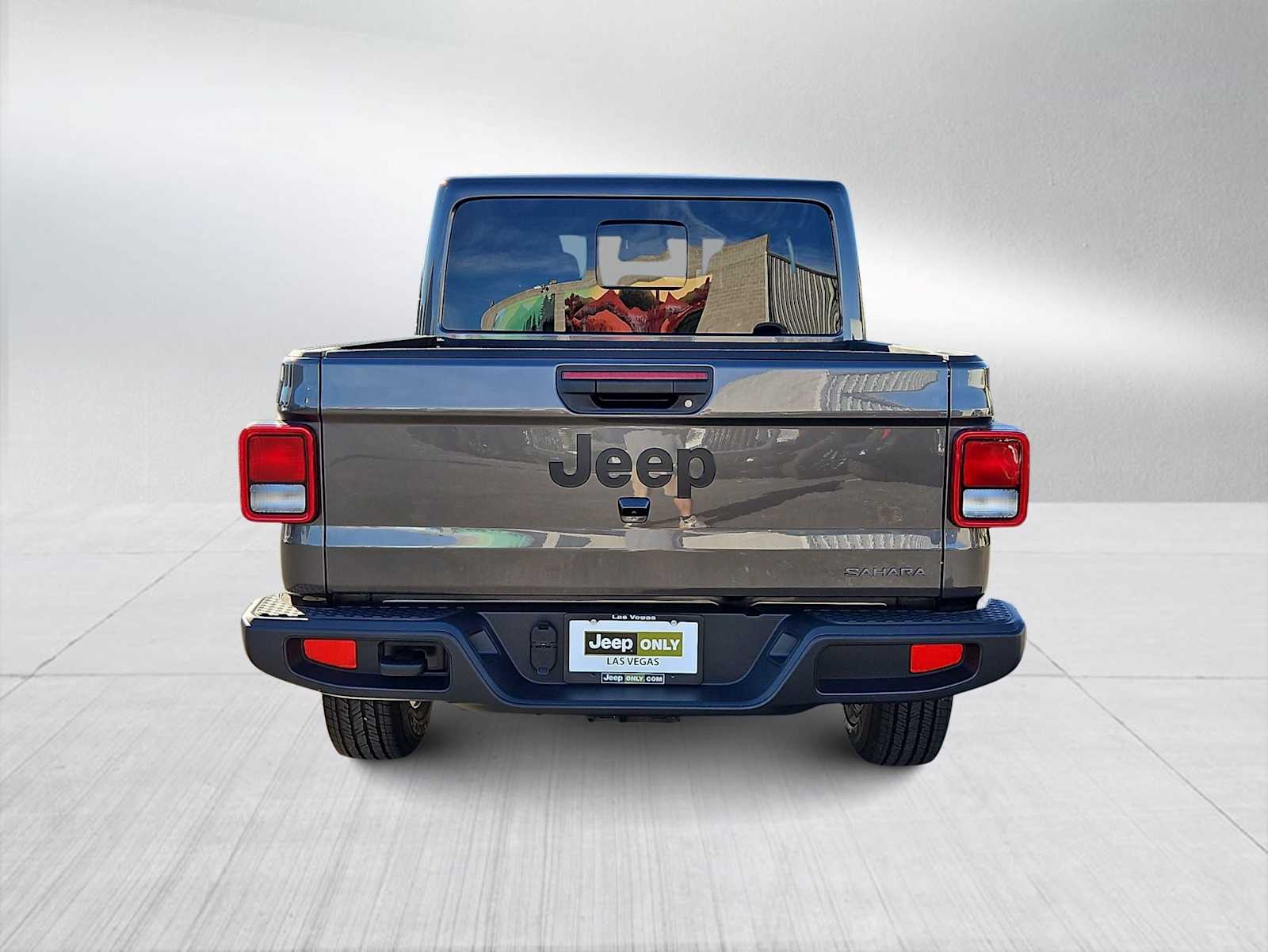Thumbnail: 2026 Jeep Gladiator - 7