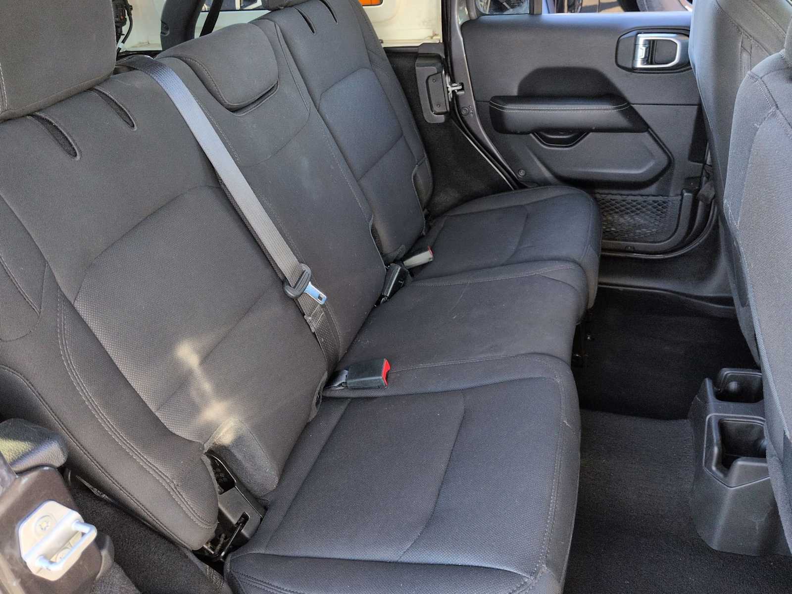 Thumbnail: 2022 Jeep Wrangler - 21