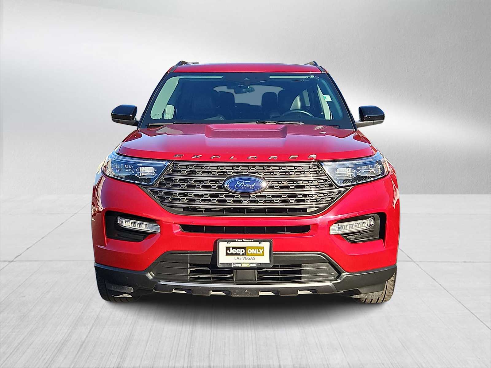 Thumbnail: 2022 Ford Explorer - 3