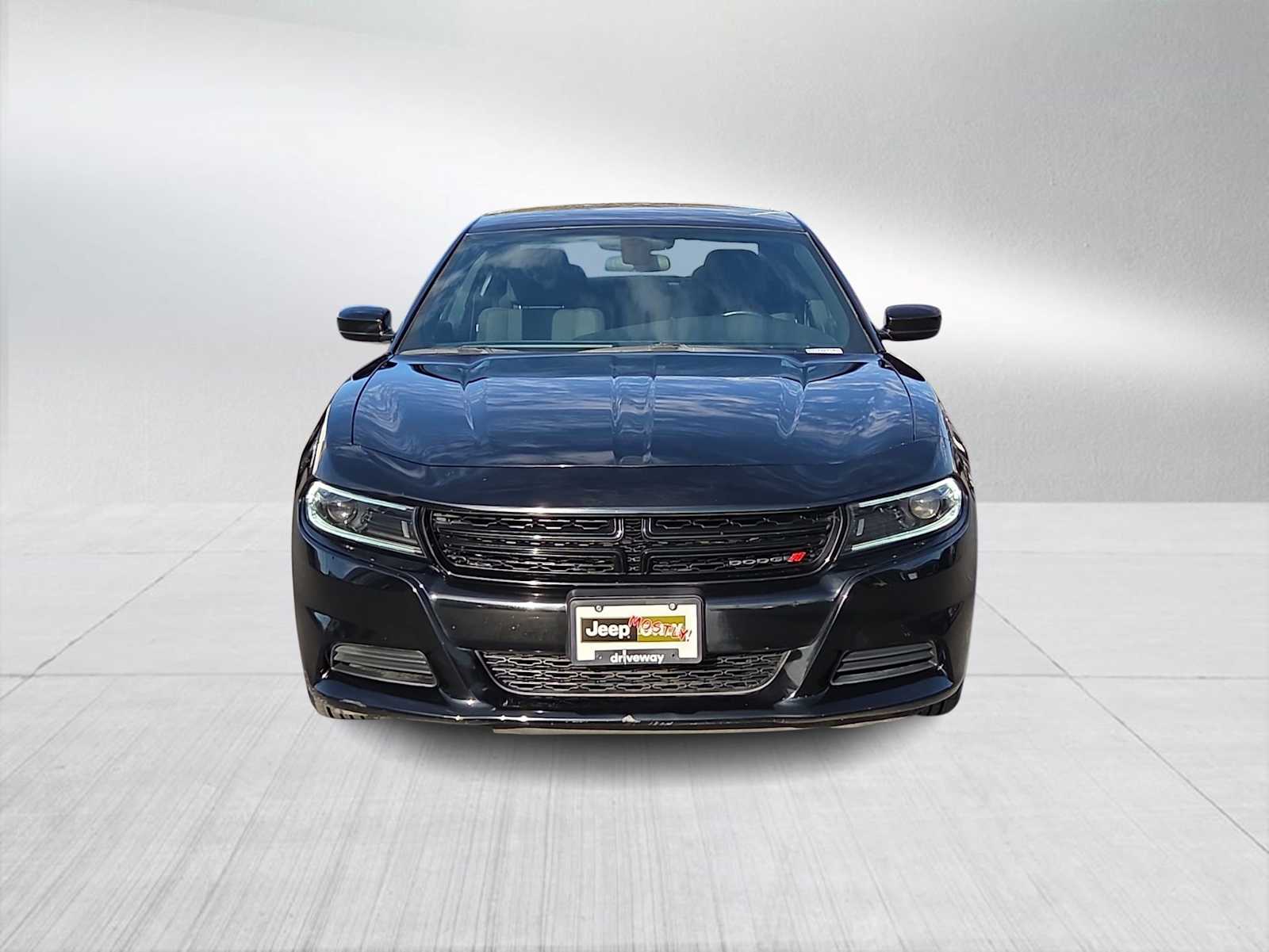 2022 Dodge Charger SXT photo 3