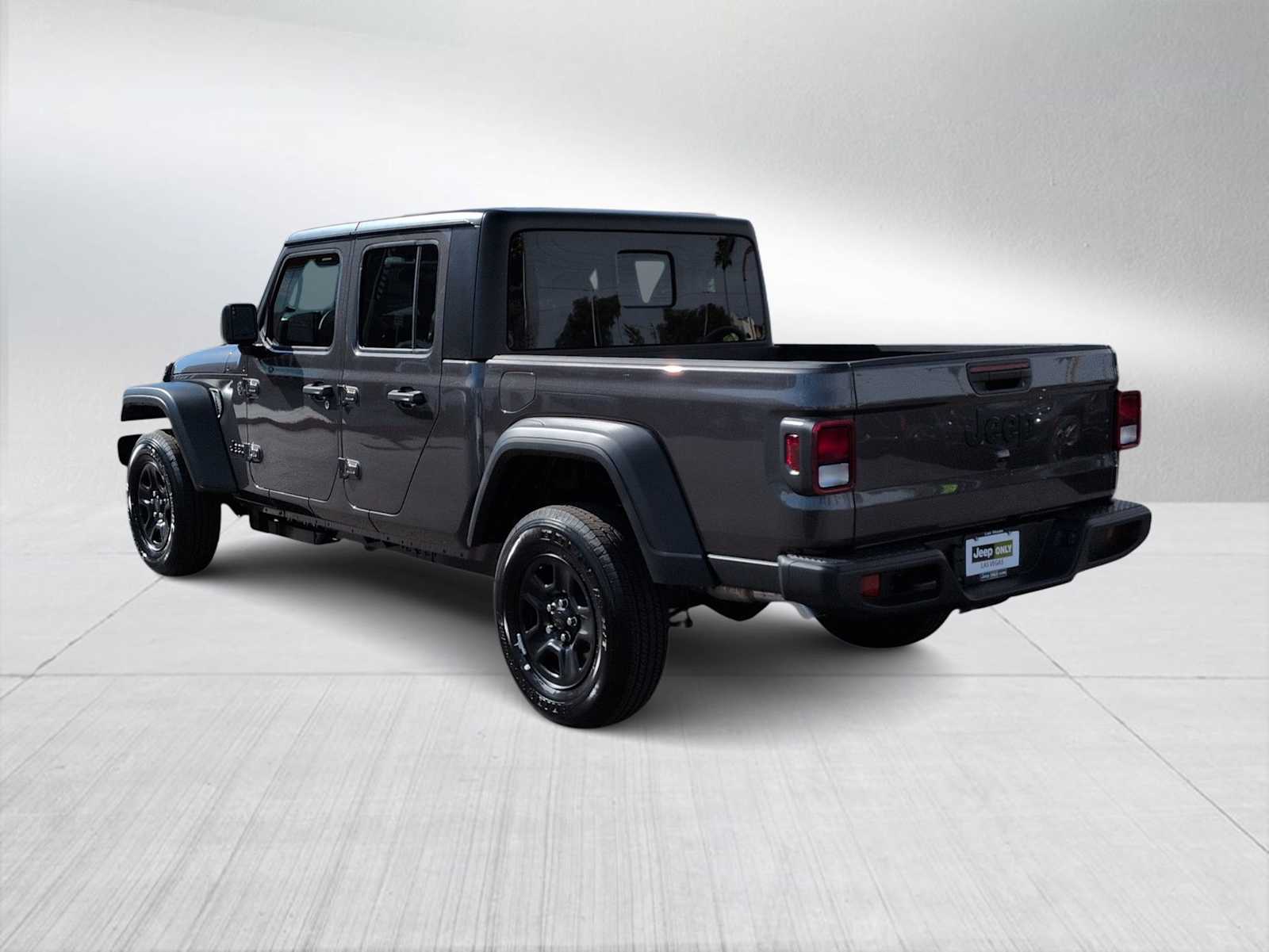 Thumbnail: 2026 Jeep Gladiator - 6