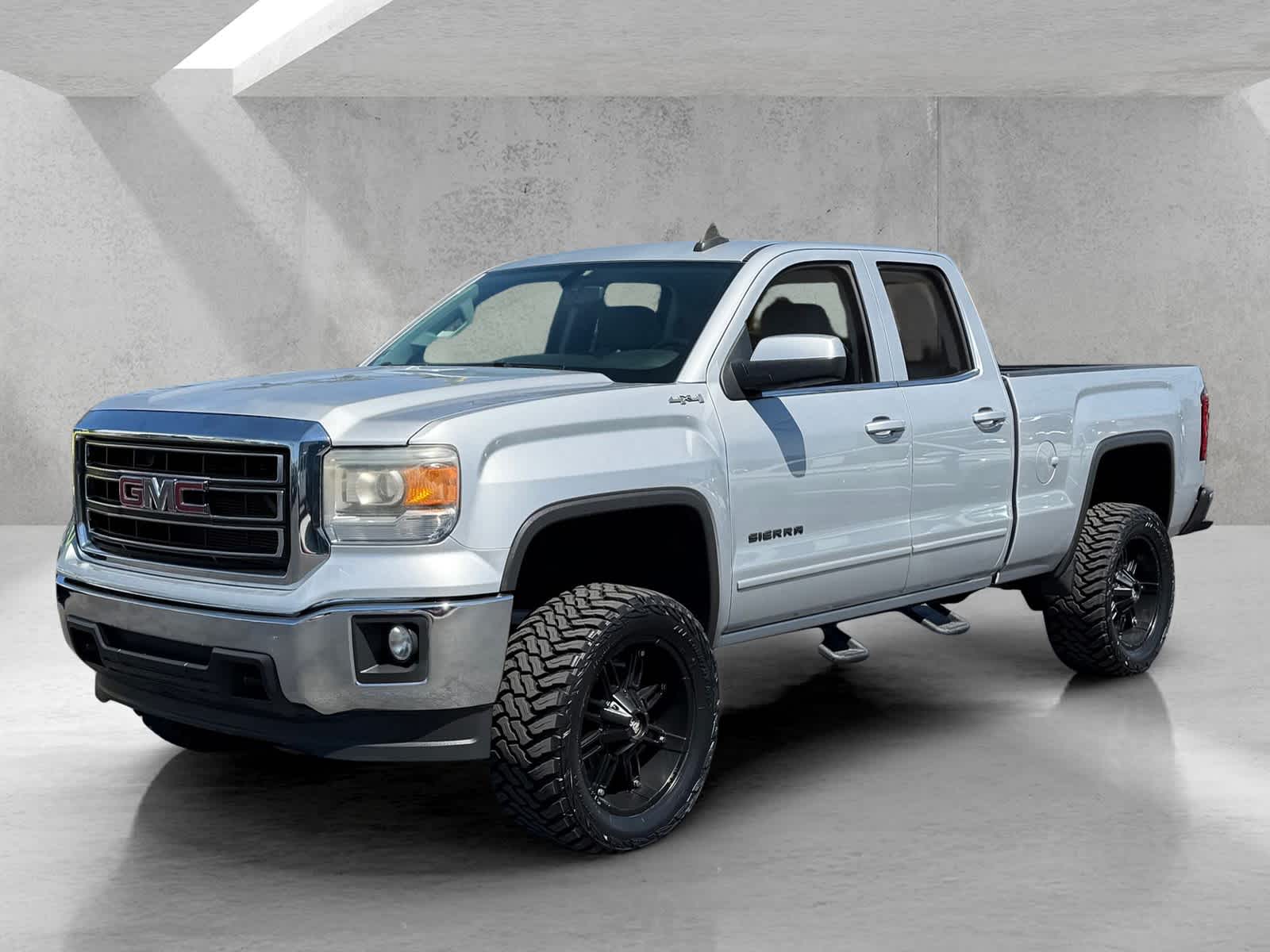 Thumbnail: 2015 GMC Sierra 1500 - 2