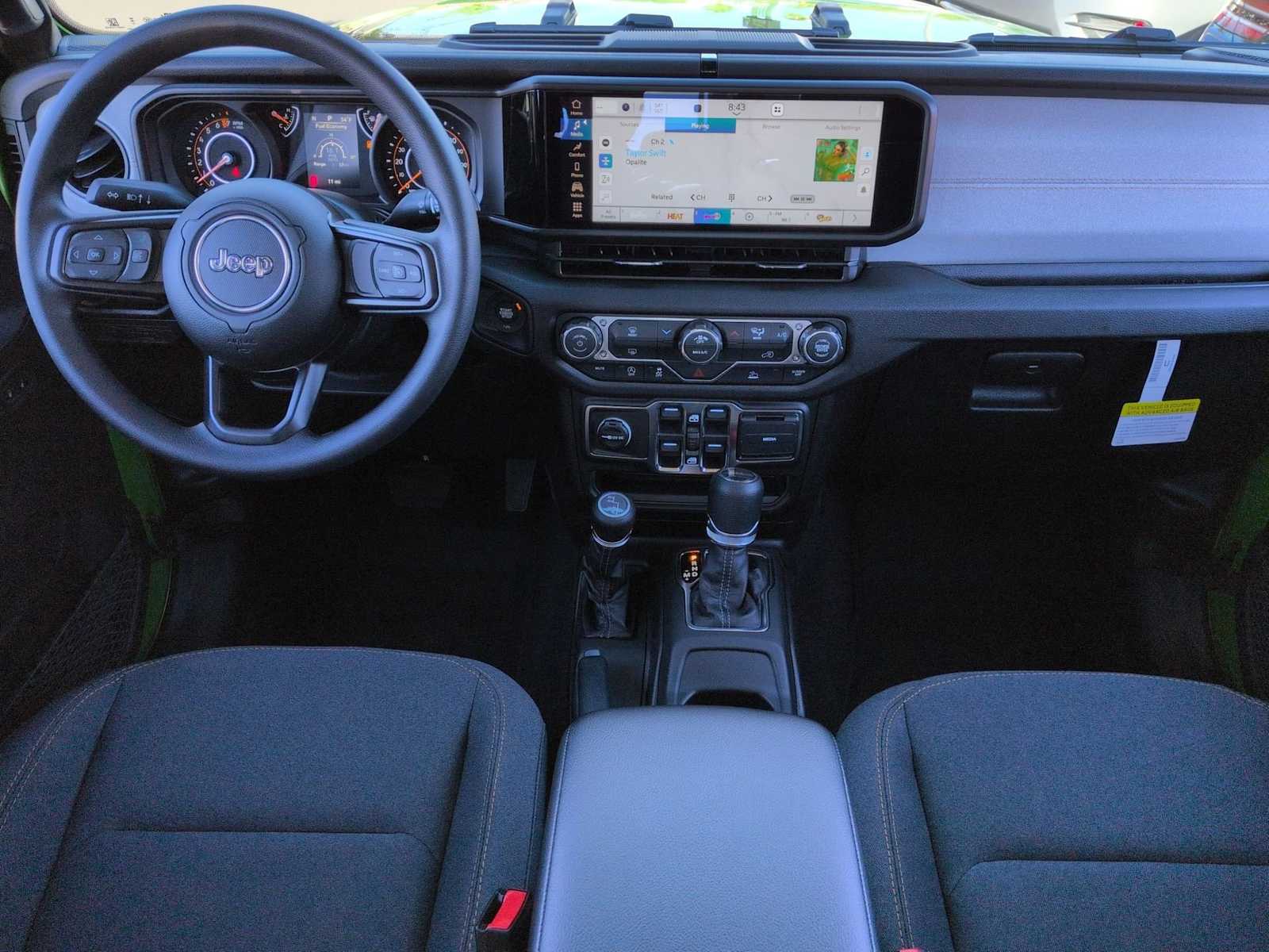 Thumbnail: 2026 Jeep Gladiator - 15