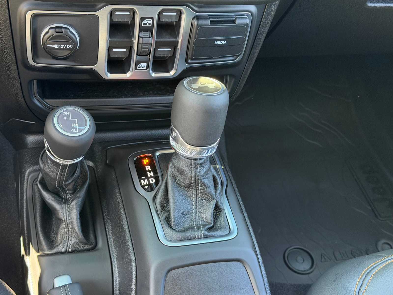 Thumbnail: 2026 Jeep Wrangler - 15