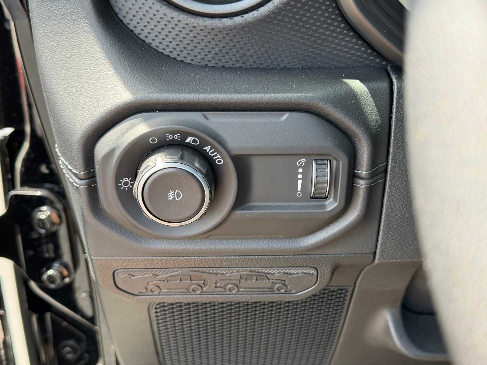Thumbnail: 2026 Jeep Wrangler - 11