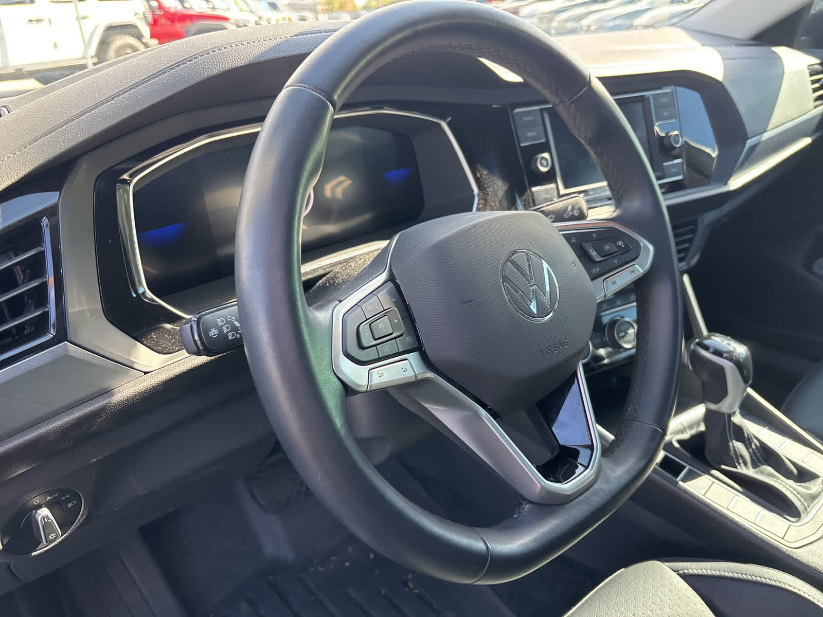 Thumbnail: 2023 Volkswagen Jetta - 9