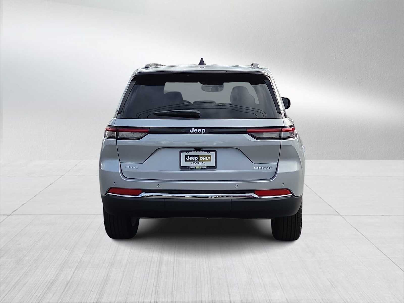 Thumbnail: 2025 Jeep Grand Cherokee - 7