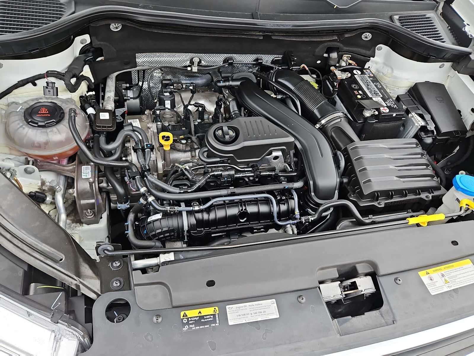 Thumbnail: 2022 Volkswagen Taos - 14