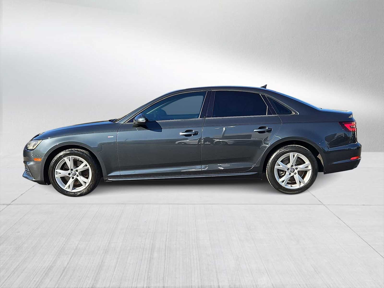 Thumbnail: 2018 Audi A4 - 5