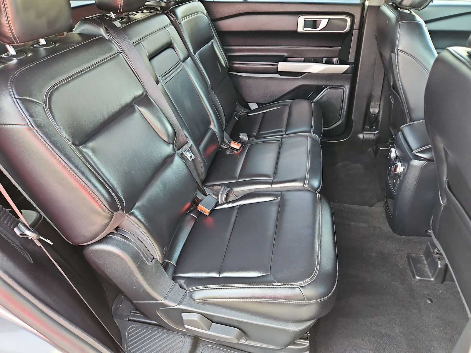 Thumbnail: 2021 Ford Explorer - 38