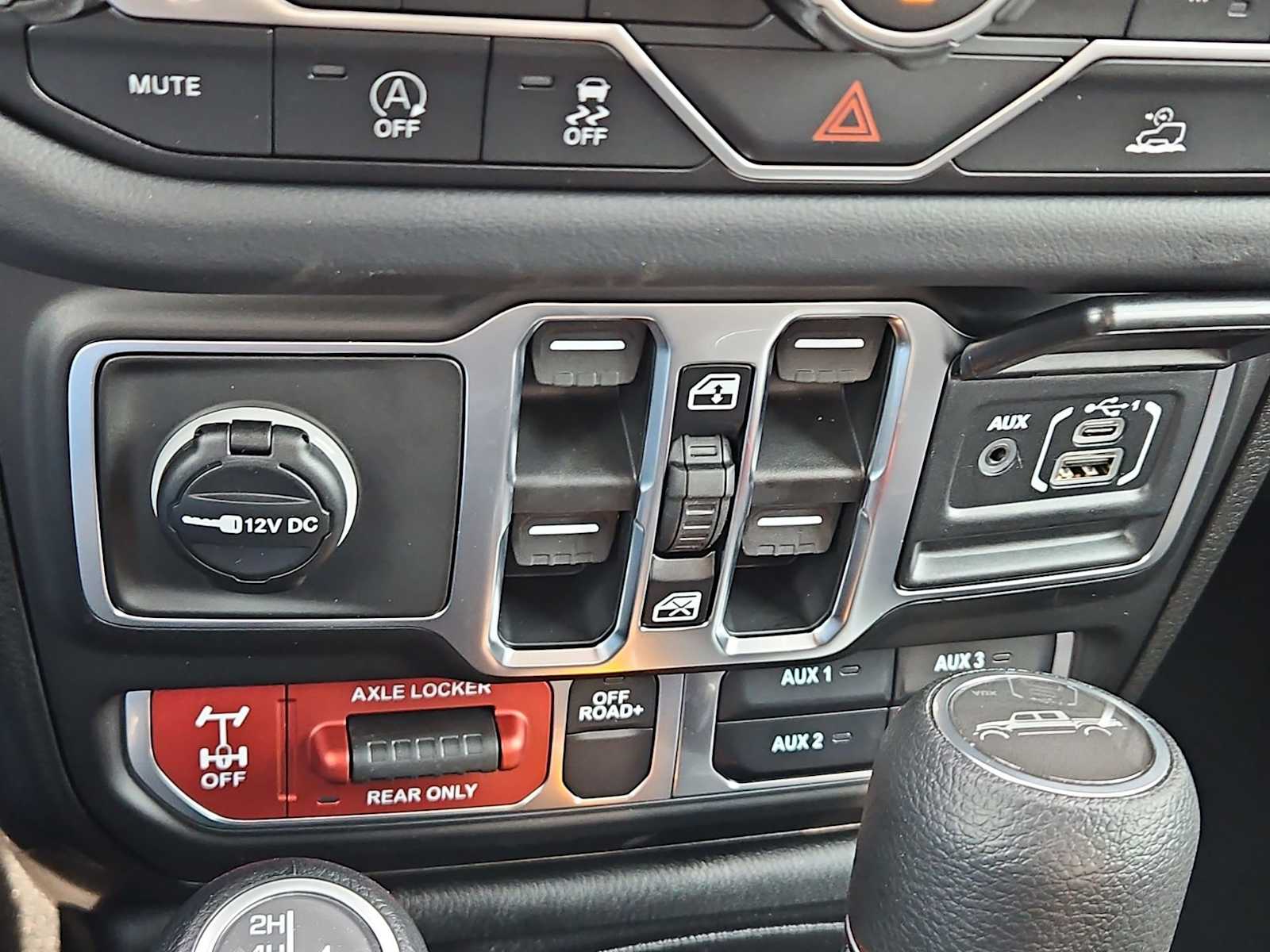 Thumbnail: 2026 Jeep Gladiator - 28