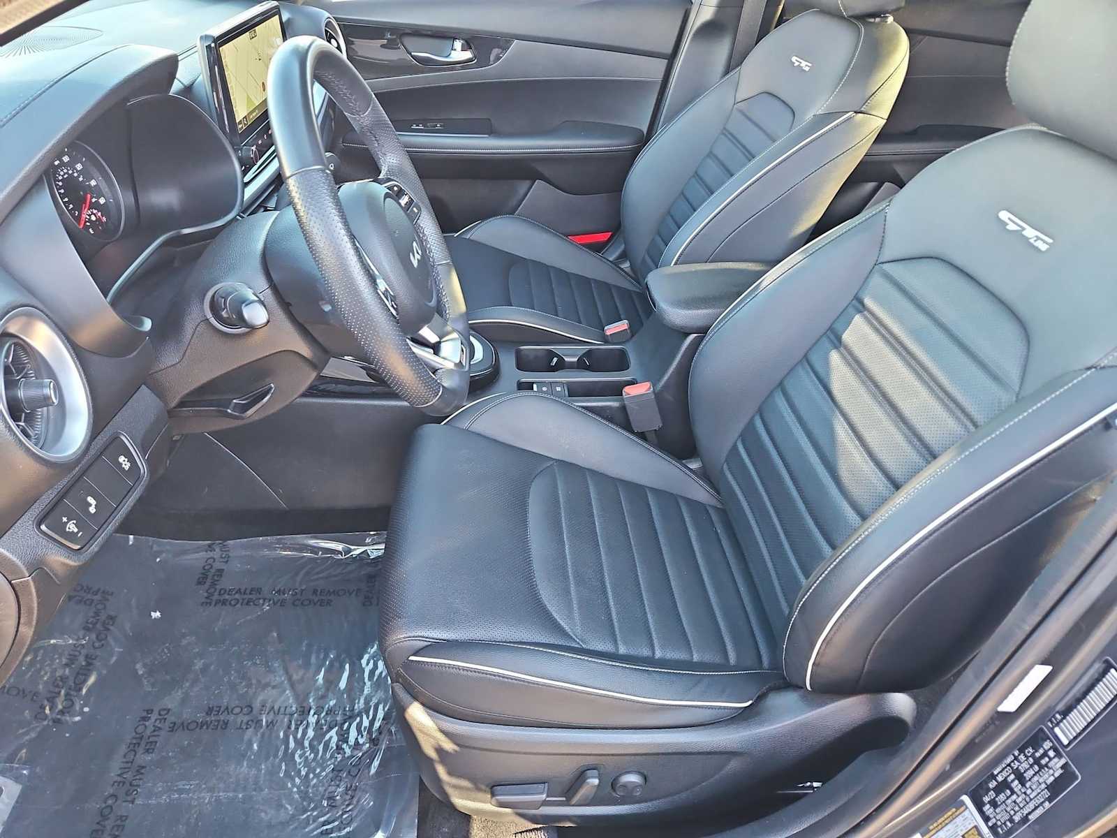 Thumbnail: 2023 Kia Forte - 17