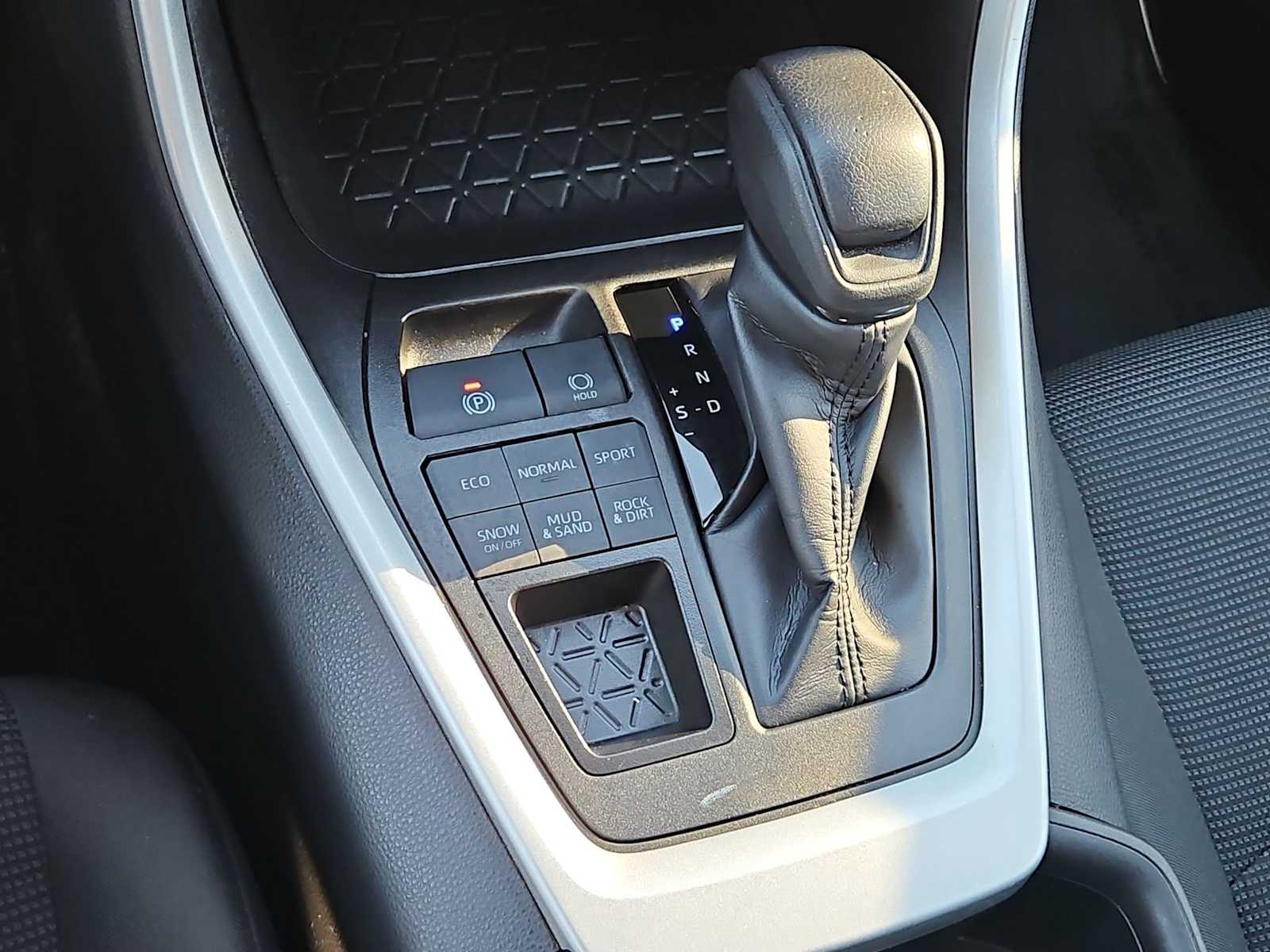 Thumbnail: 2024 Toyota RAV4 - 29