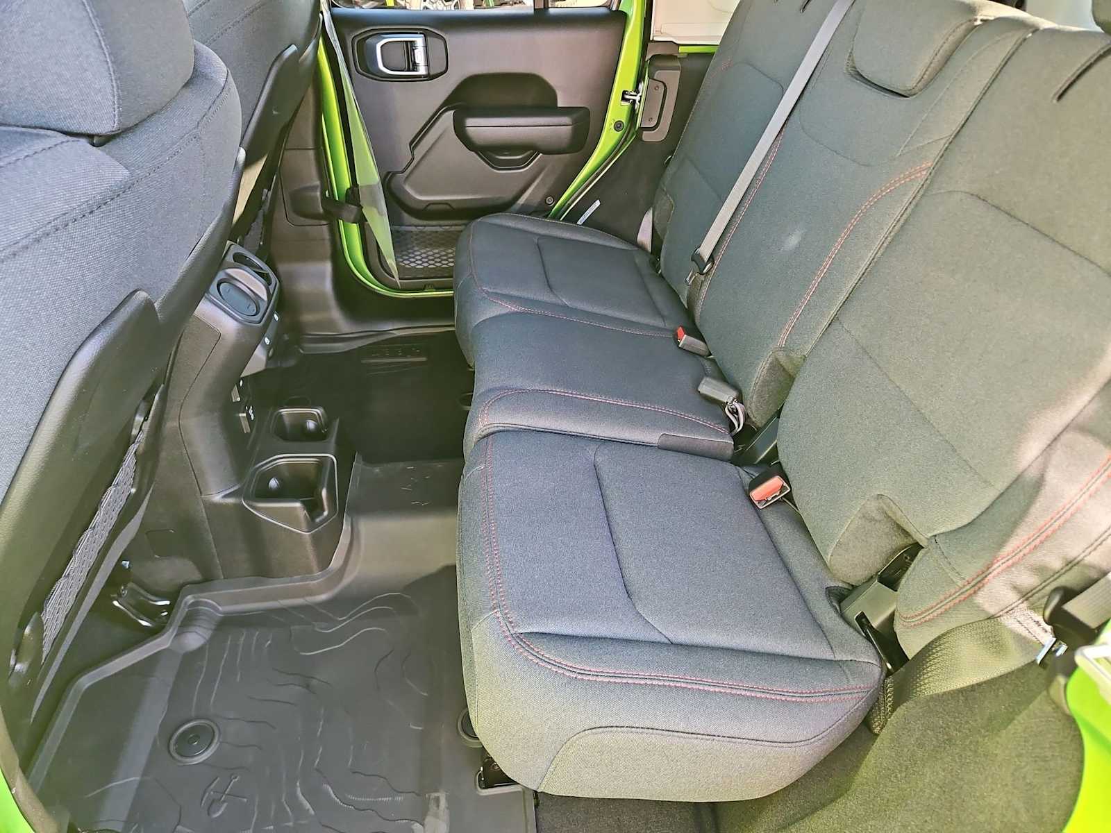 Thumbnail: 2026 Jeep Wrangler - 18