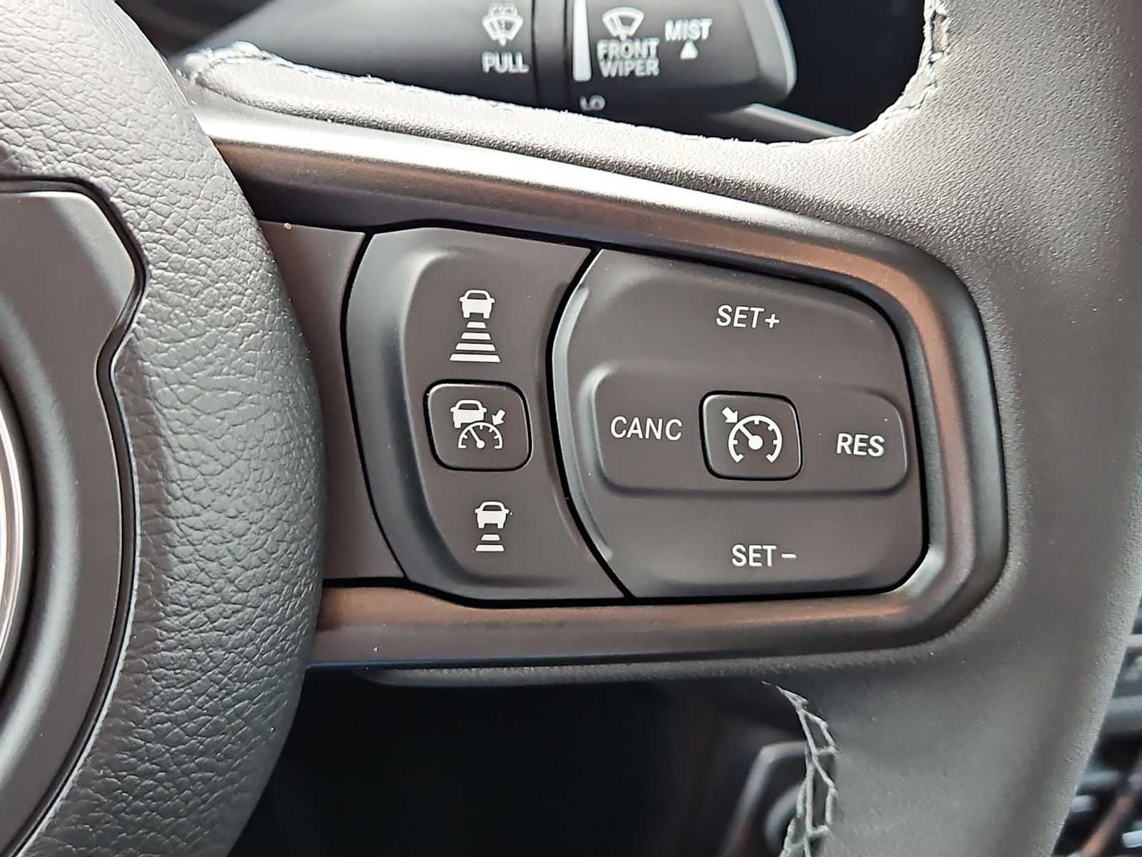 Thumbnail: 2026 Jeep Gladiator - 23