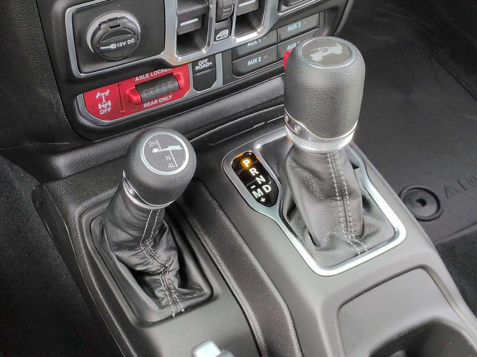 Thumbnail: 2026 Jeep Wrangler - 32