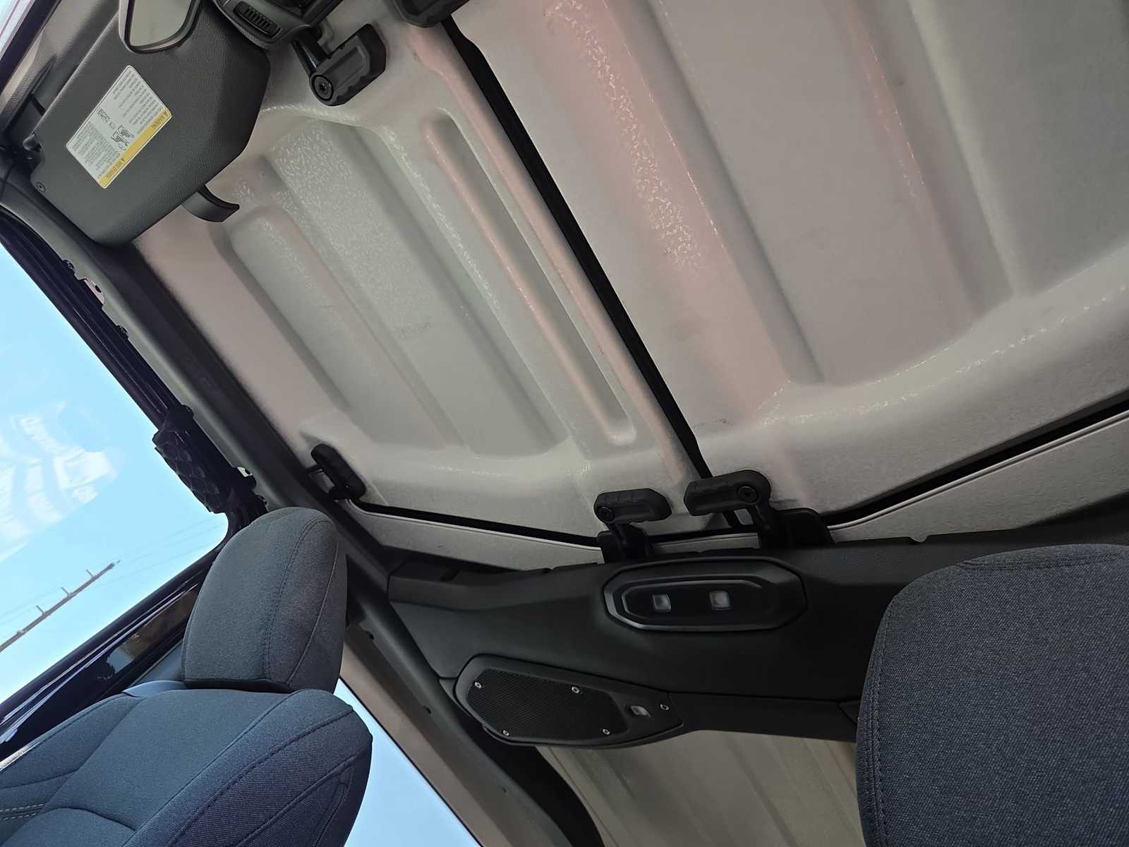 Thumbnail: 2025 Jeep Wrangler - 11