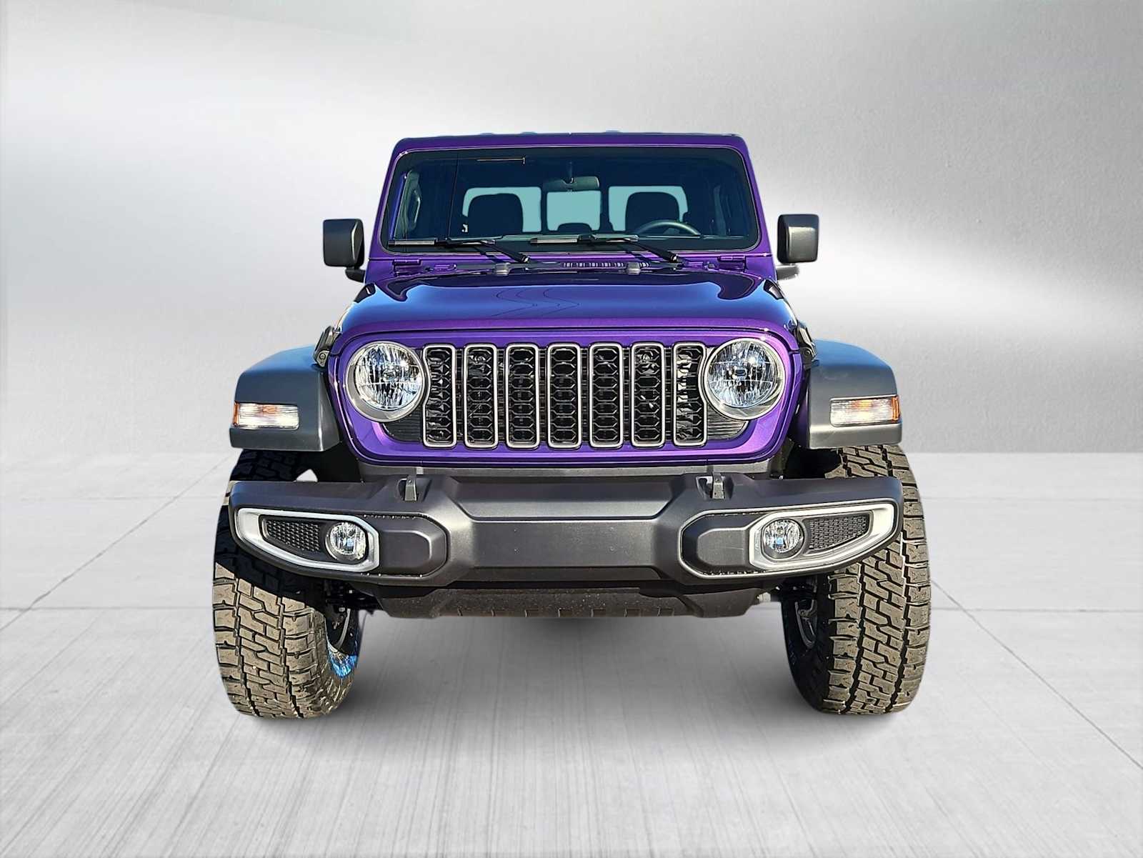 Thumbnail: 2026 Jeep Gladiator - 3