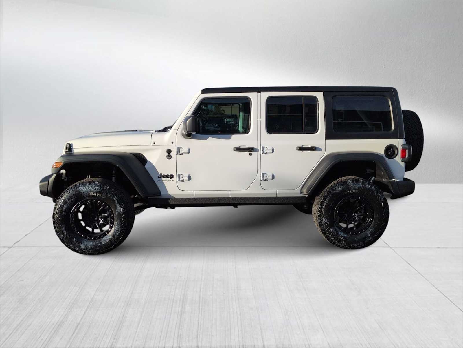 Thumbnail: 2026 Jeep Wrangler - 5