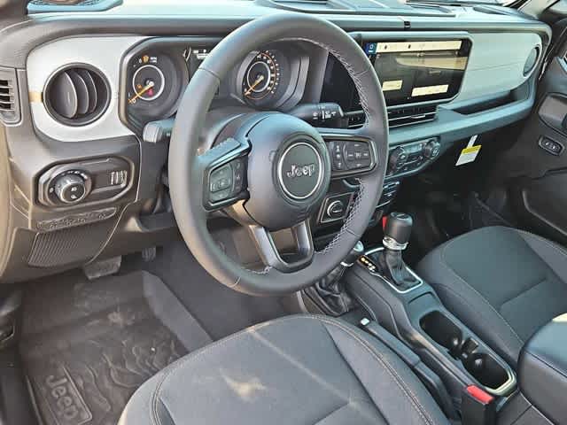 Thumbnail: 2026 Jeep Gladiator - 10
