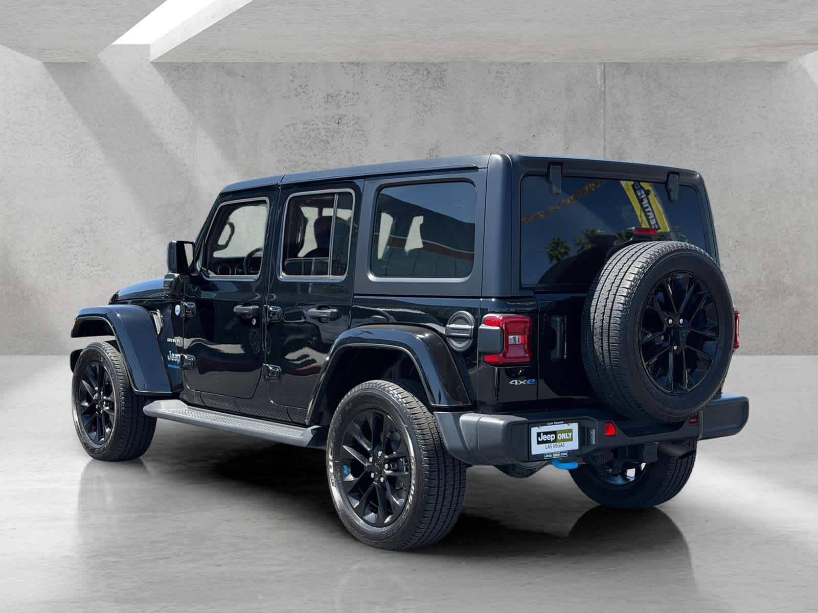 Thumbnail: 2023 Jeep Wrangler - 3