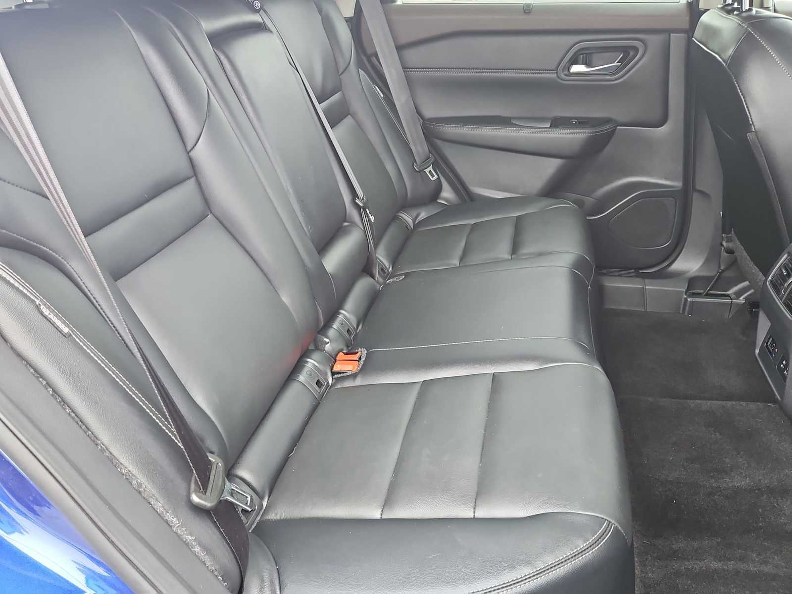 Thumbnail: 2023 Nissan Rogue - 18