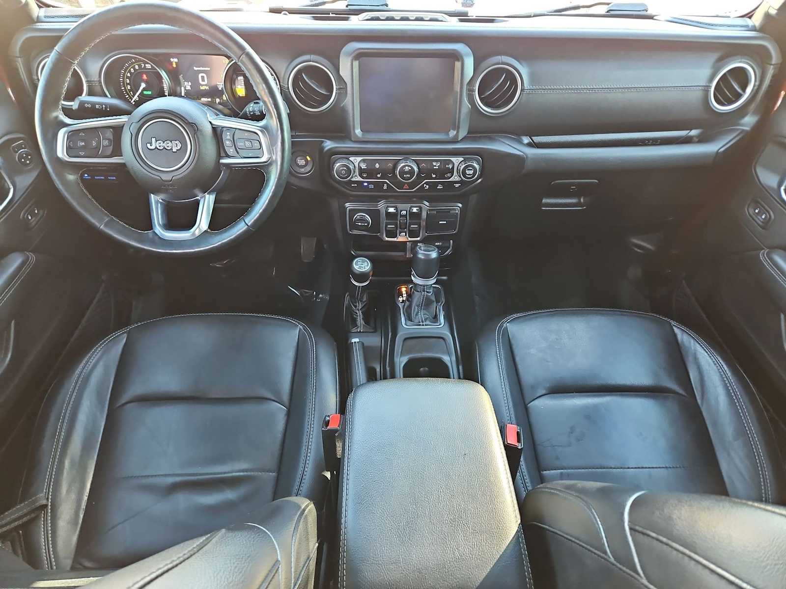 Thumbnail: 2021 Jeep Wrangler - 15