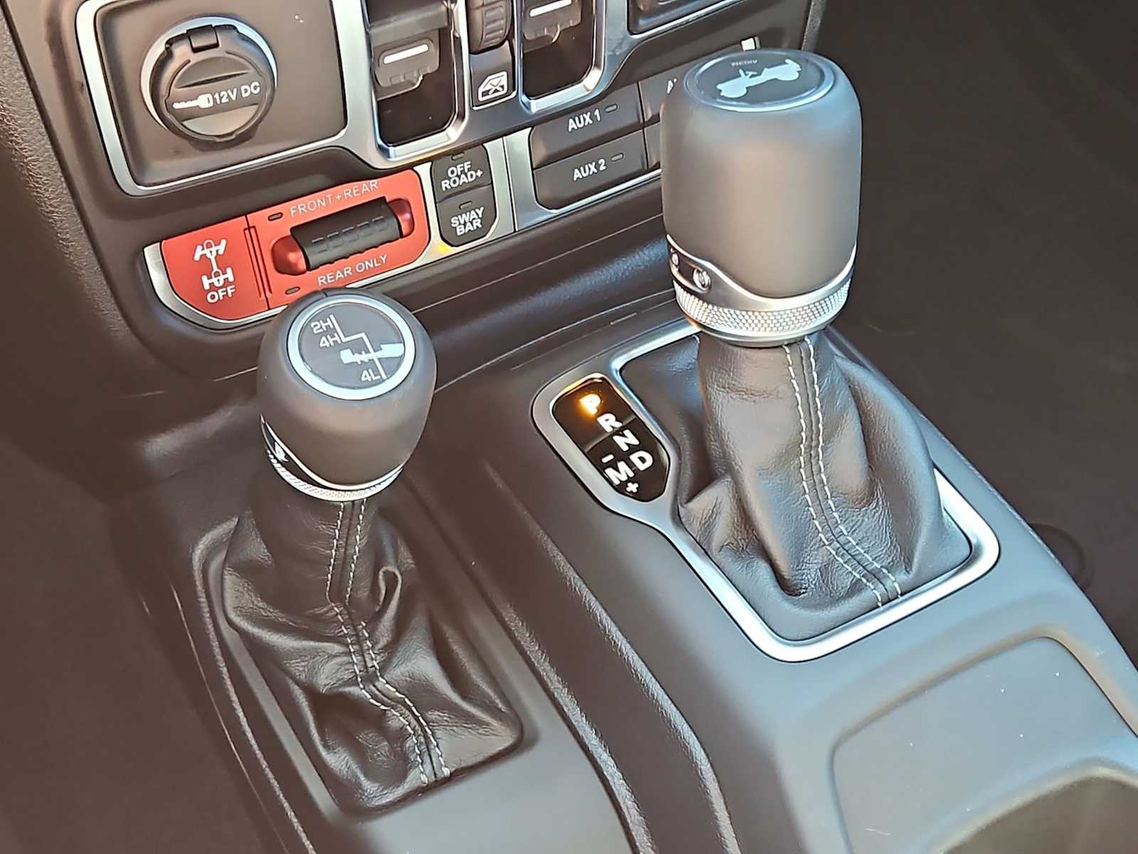 Thumbnail: 2025 Jeep Wrangler - 30