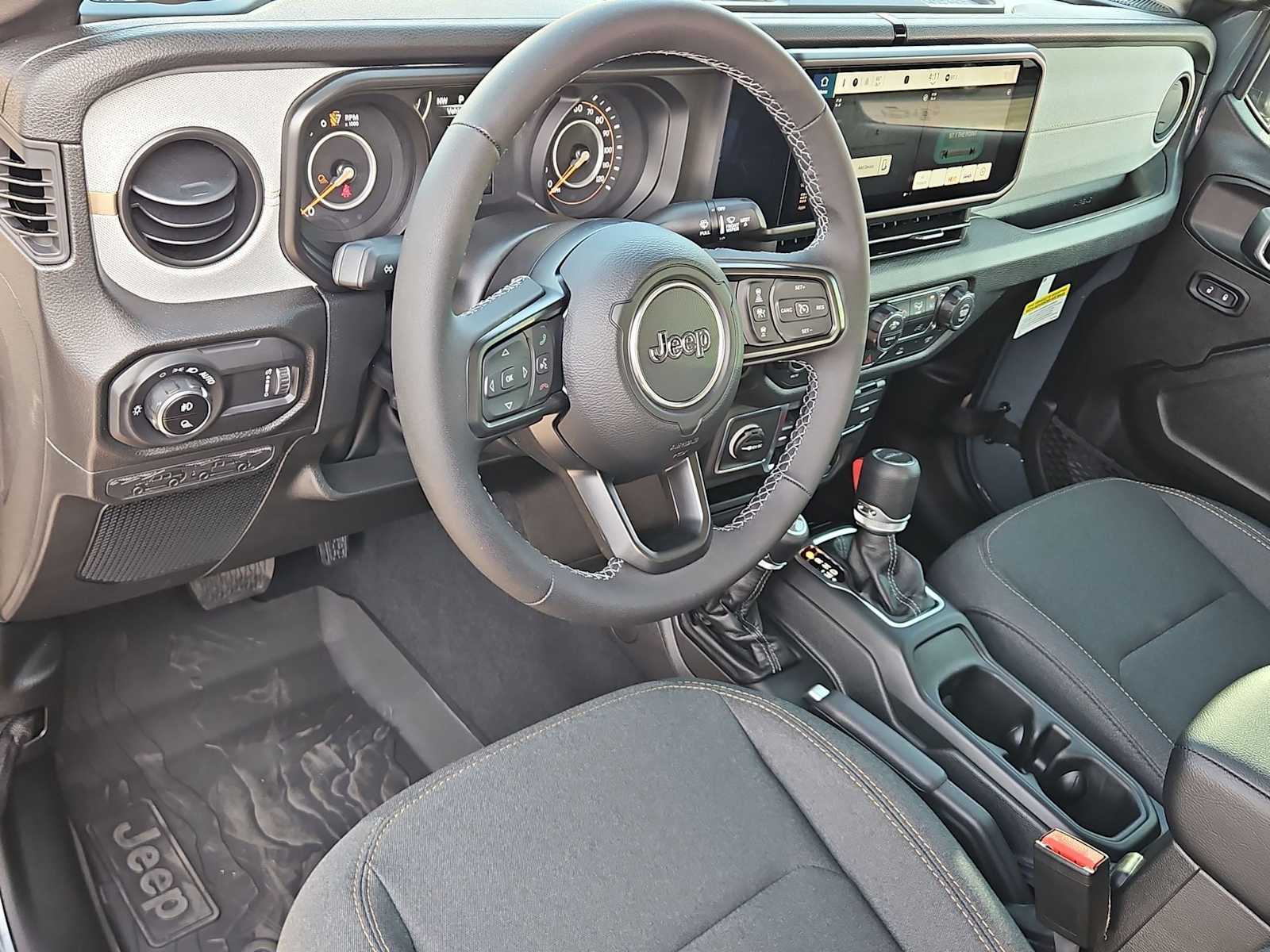 Thumbnail: 2026 Jeep Gladiator - 10