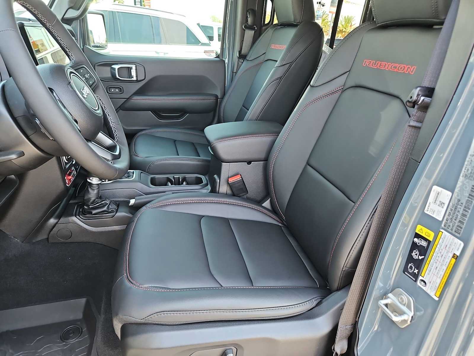 Thumbnail: 2025 Jeep Wrangler - 15