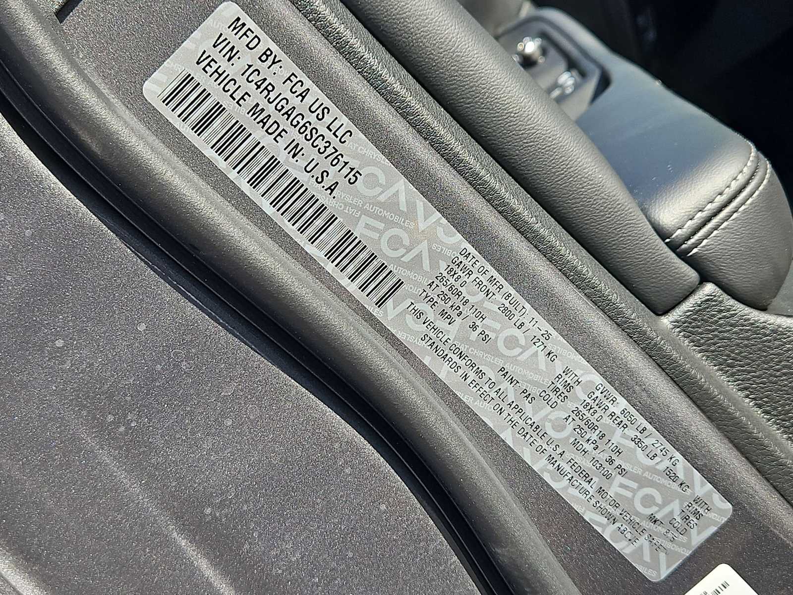 Thumbnail: 2025 Jeep Grand Cherokee - 34