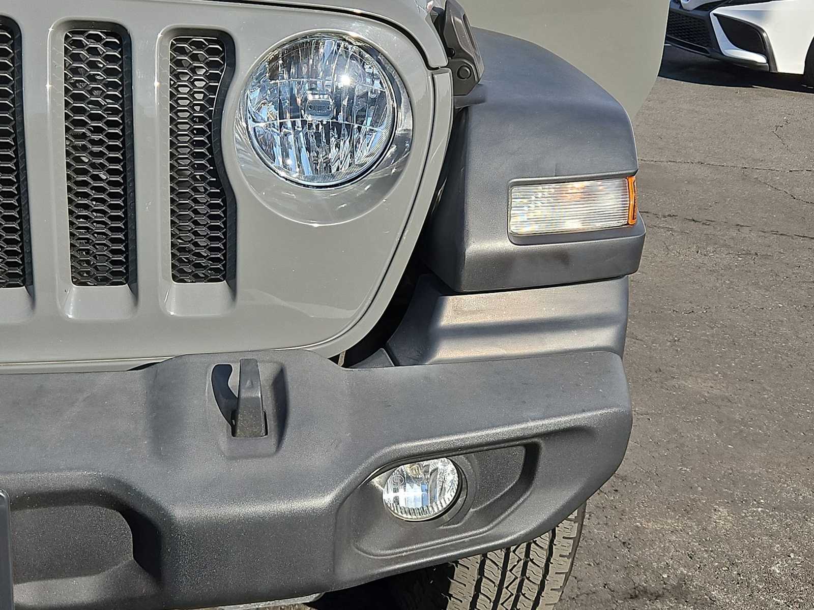 Thumbnail: 2021 Jeep Wrangler - 11