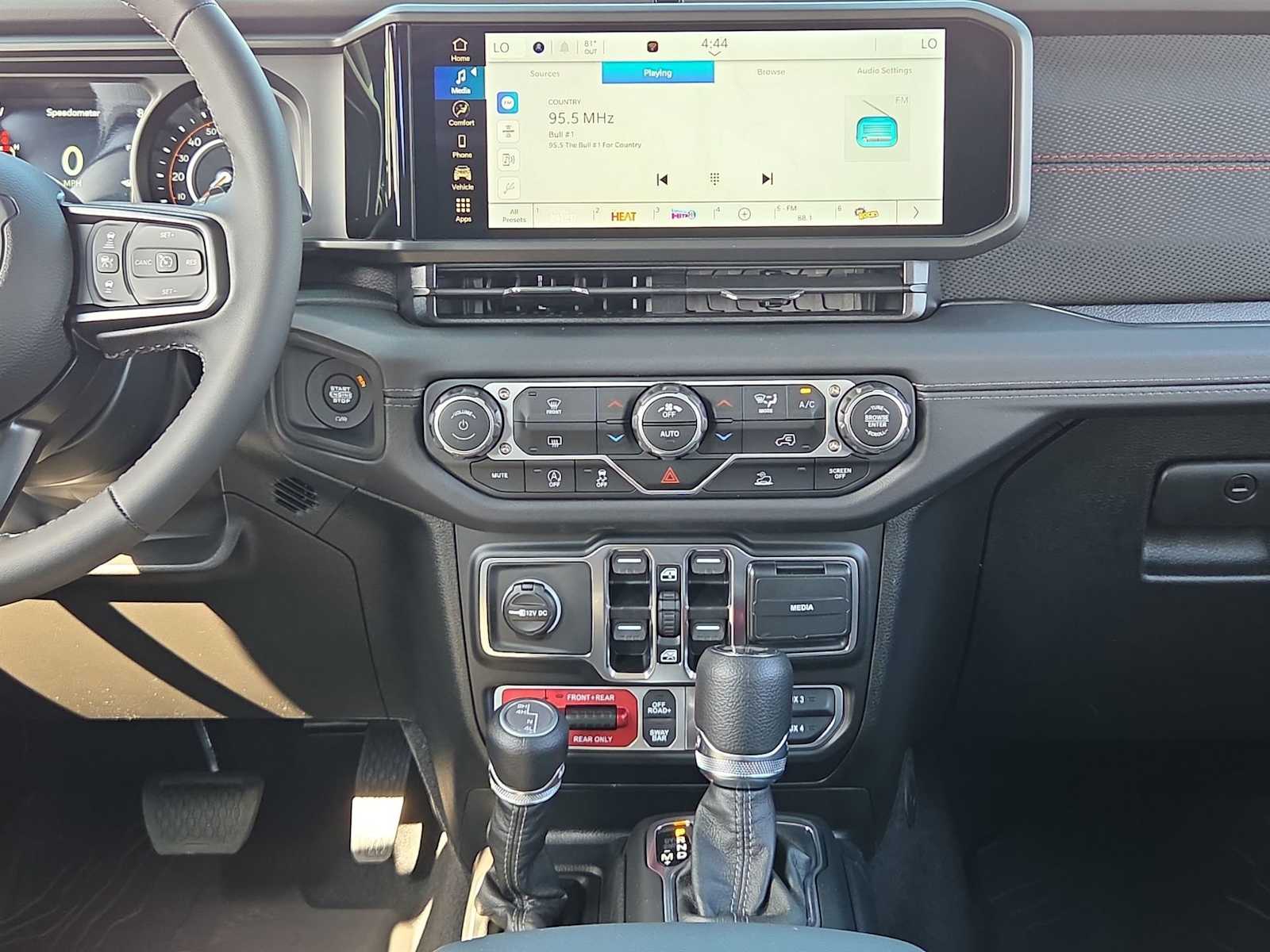 Thumbnail: 2025 Jeep Wrangler - 29