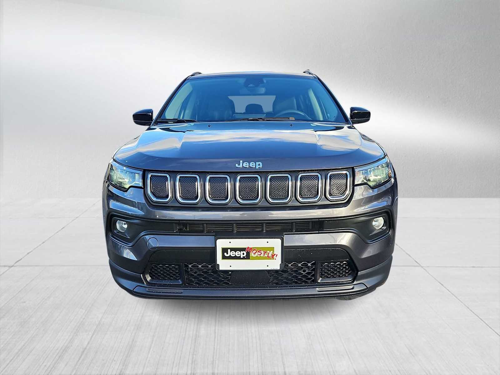 Thumbnail: 2022 Jeep Compass - 3