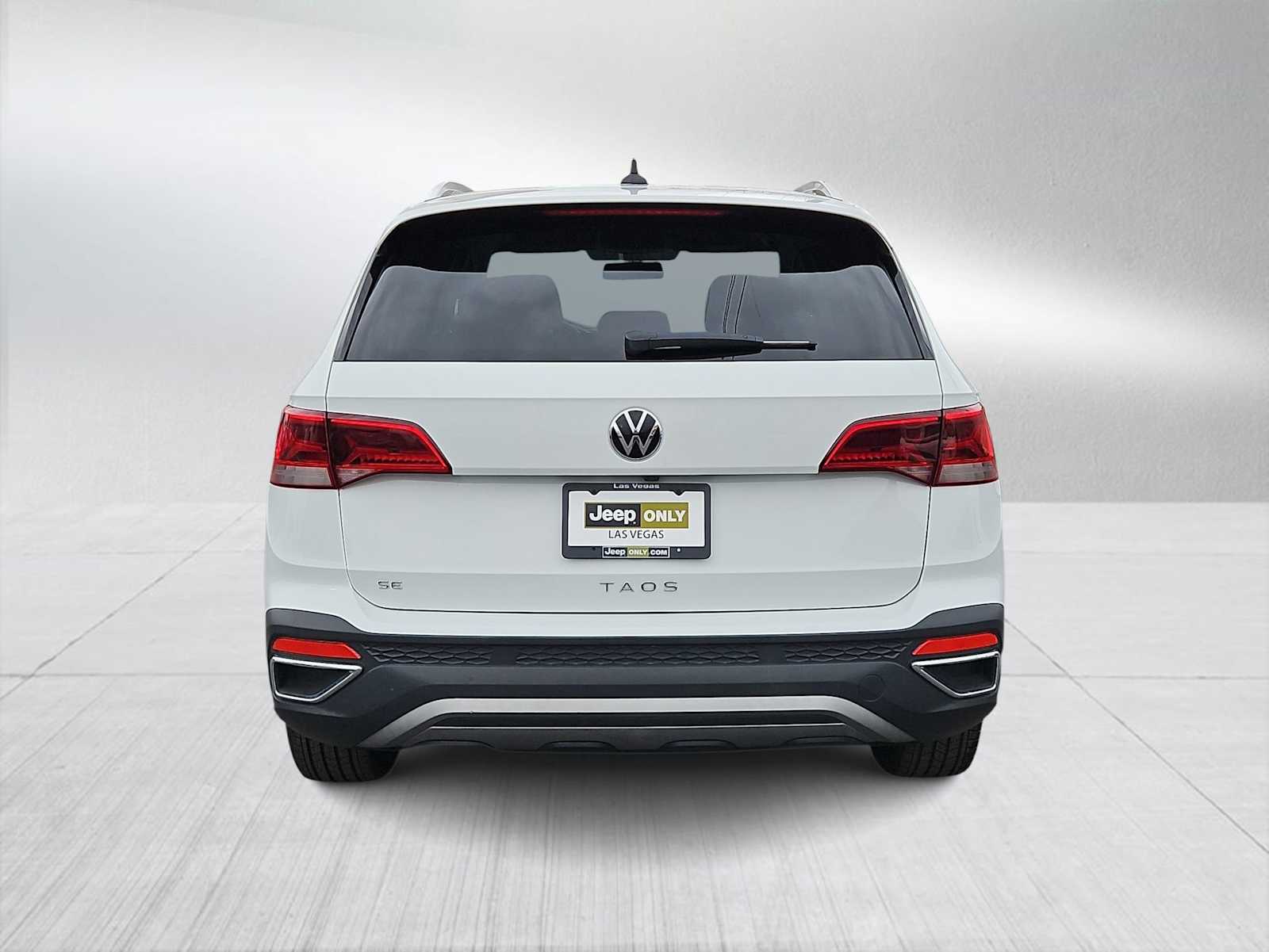 Thumbnail: 2022 Volkswagen Taos - 7