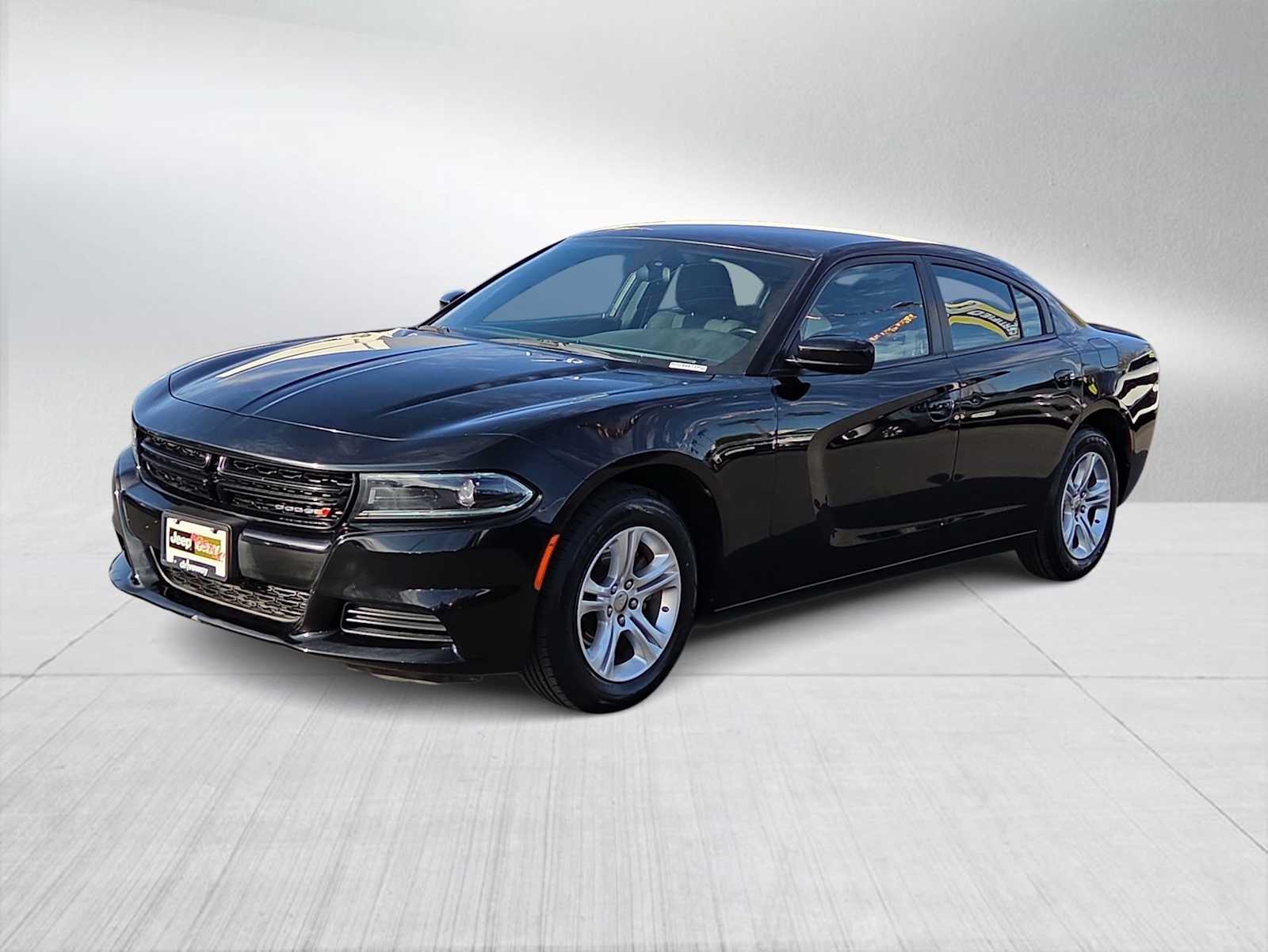 2022 Dodge Charger SXT photo 4