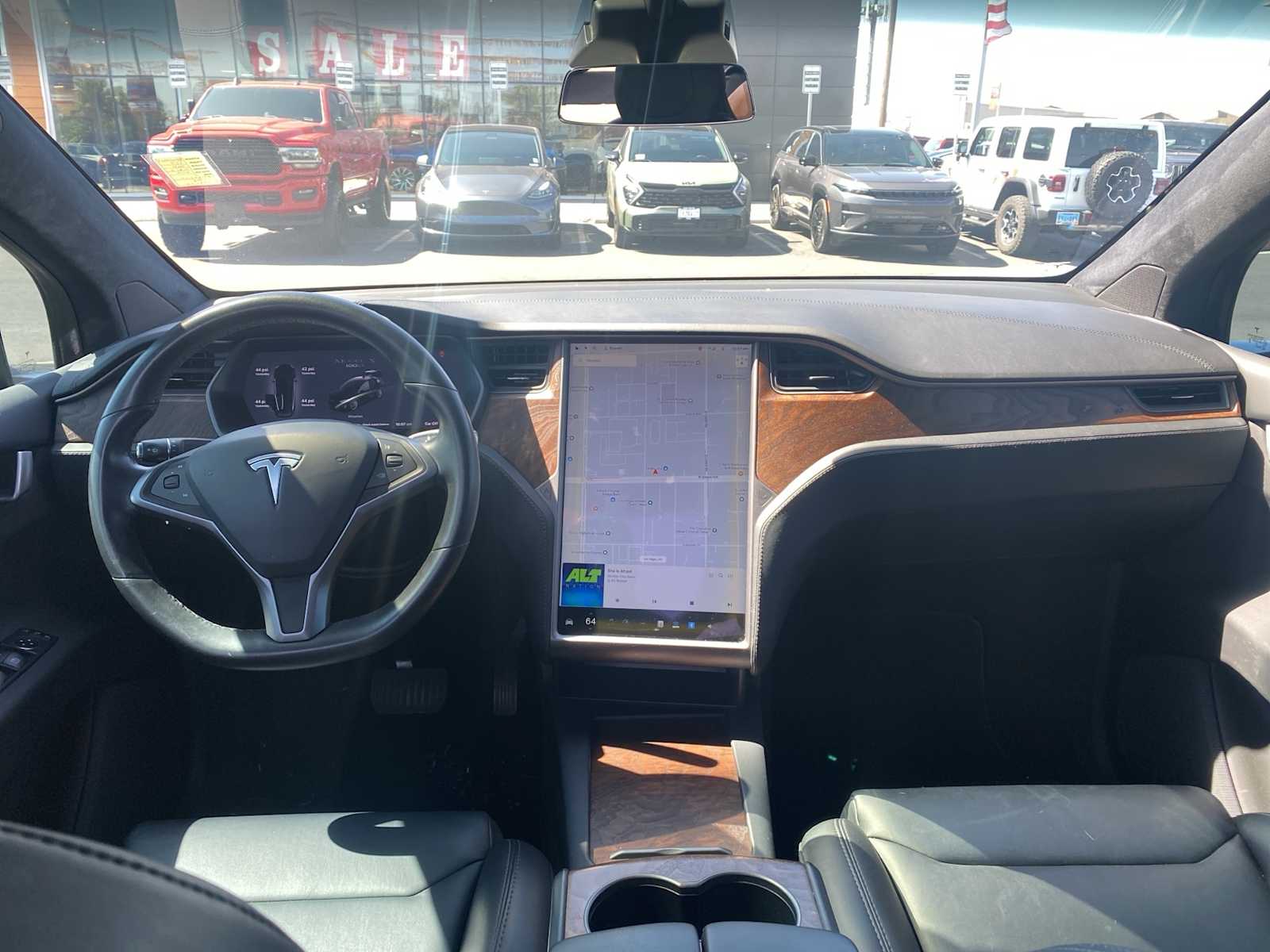 Thumbnail: 2019 Tesla Model X - 15
