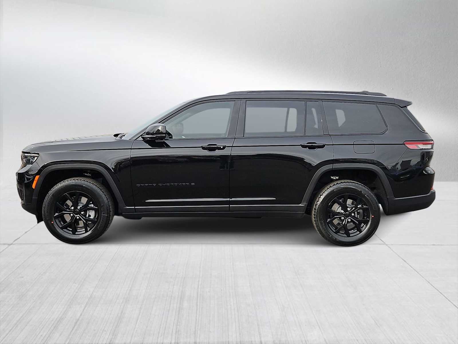 Thumbnail: 2025 Jeep Grand Cherokee L - 5