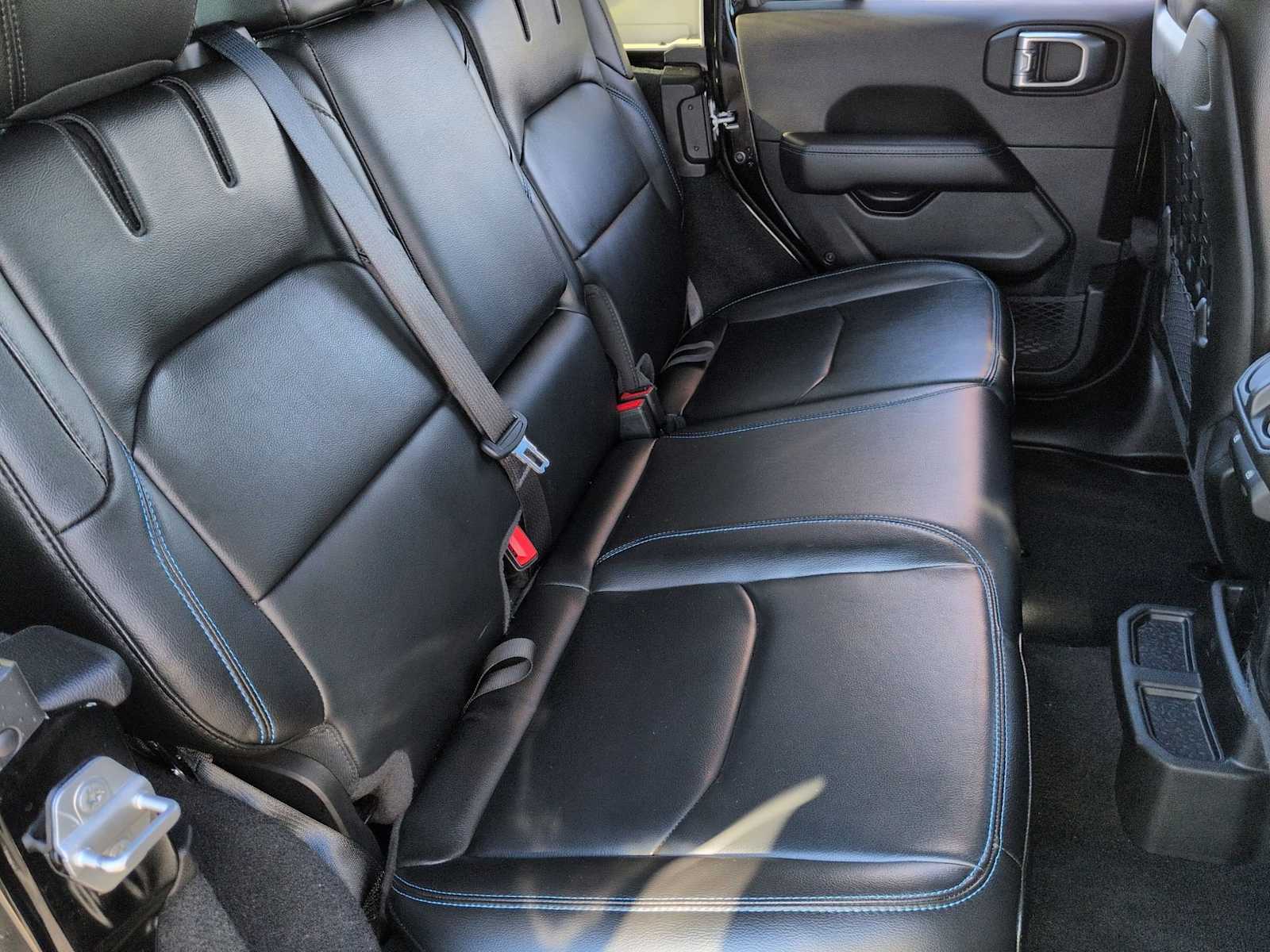 Thumbnail: 2021 Jeep Wrangler - 36