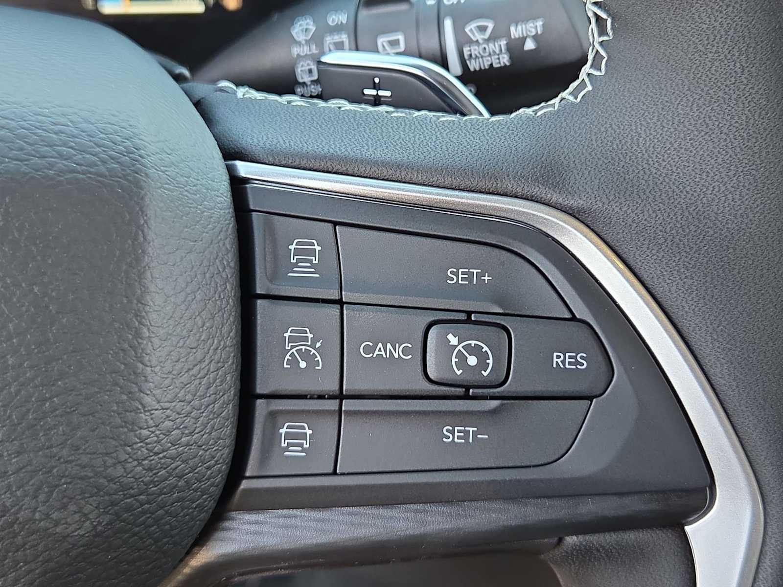 Thumbnail: 2025 Jeep Grand Cherokee - 25