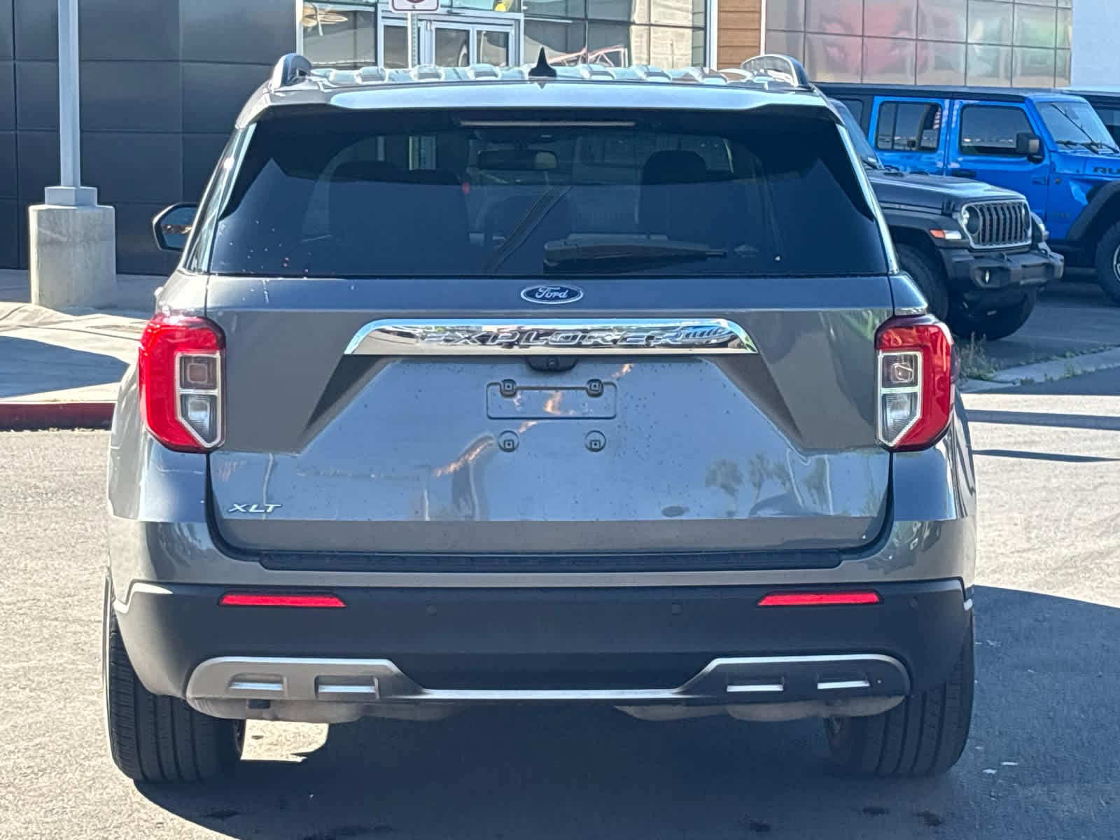 Thumbnail: 2021 Ford Explorer - 6