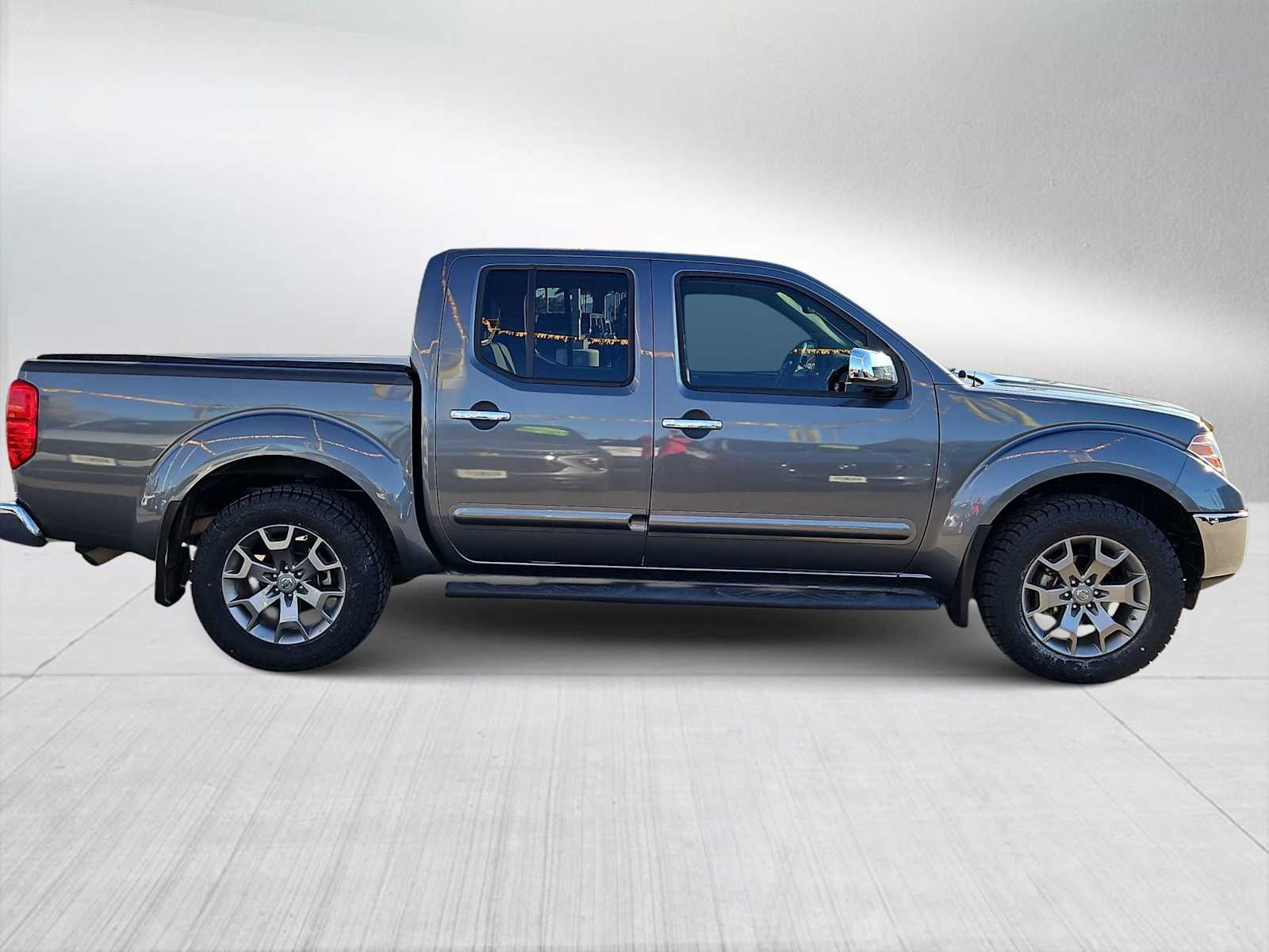 Thumbnail: 2019 Nissan Frontier - 9