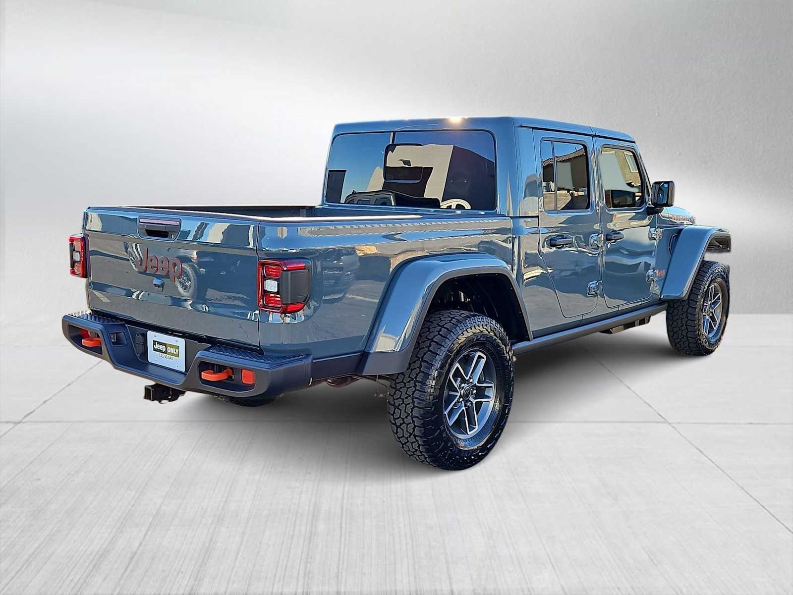 Thumbnail: 2026 Jeep Gladiator - 8
