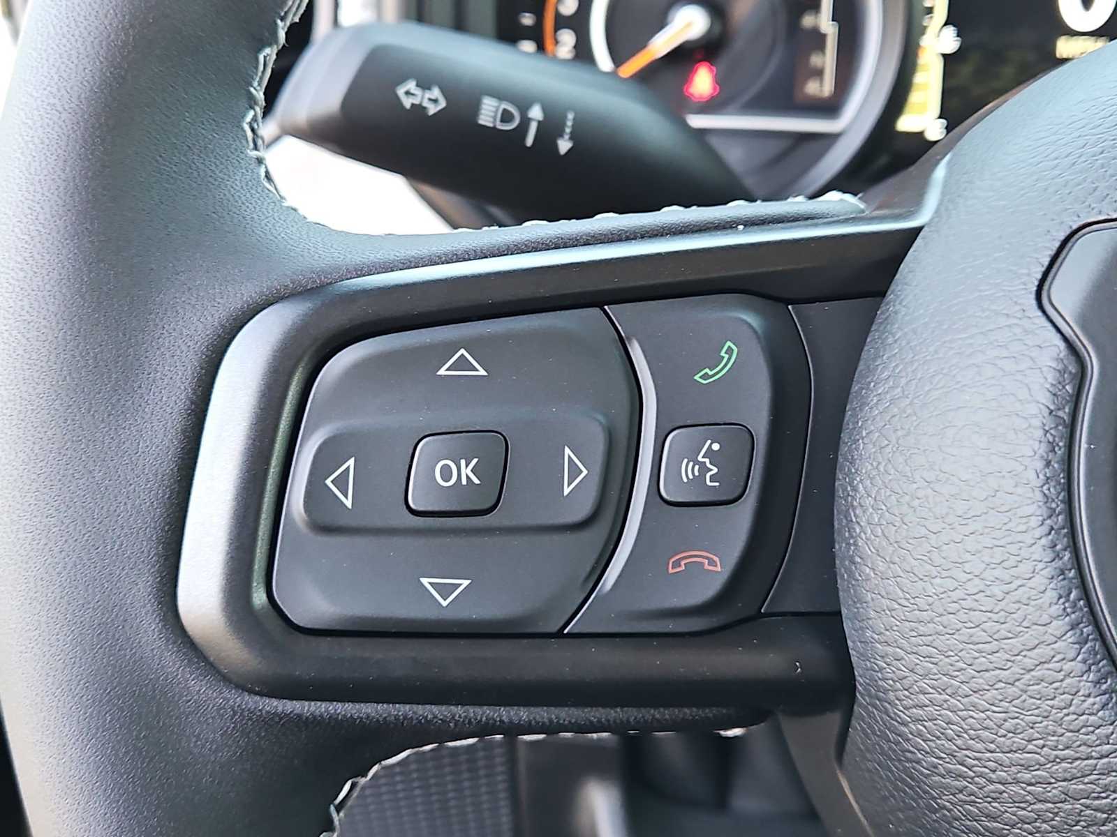 Thumbnail: 2025 Jeep Gladiator - 20