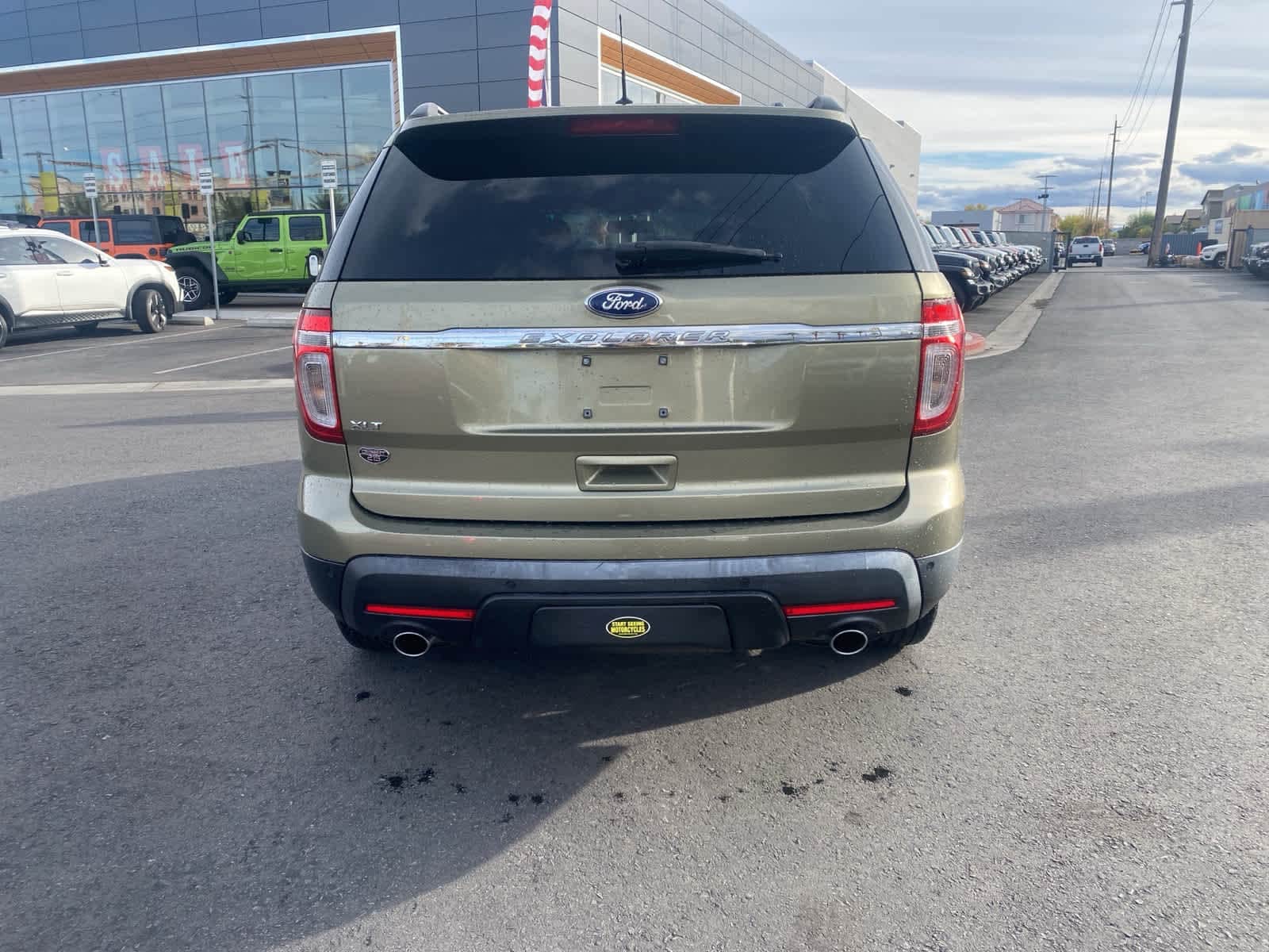 Thumbnail: 2013 Ford Explorer - 6