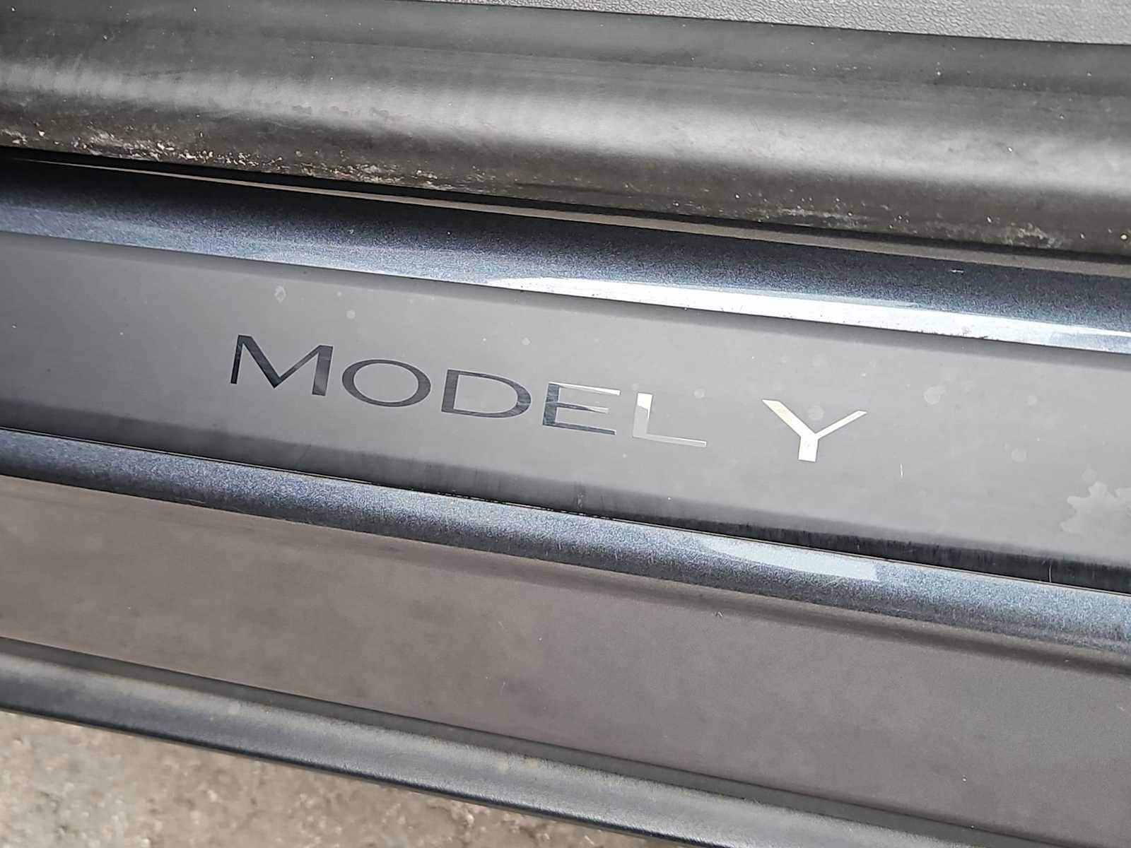 Thumbnail: 2021 Tesla Model Y - 12