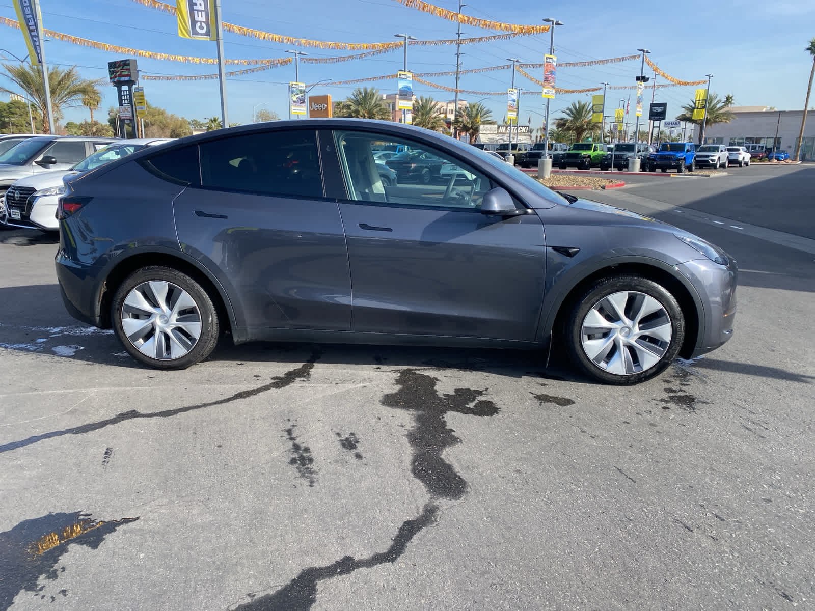 Thumbnail: 2023 Tesla Model Y - 4