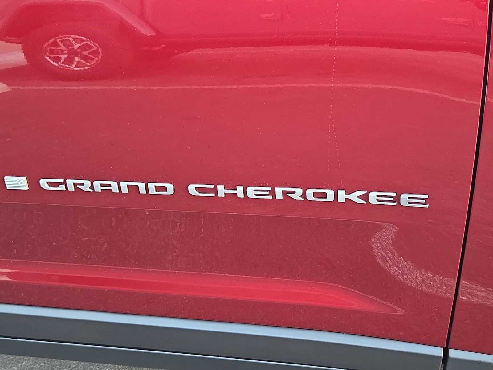 Thumbnail: 2025 Jeep Grand Cherokee - 13